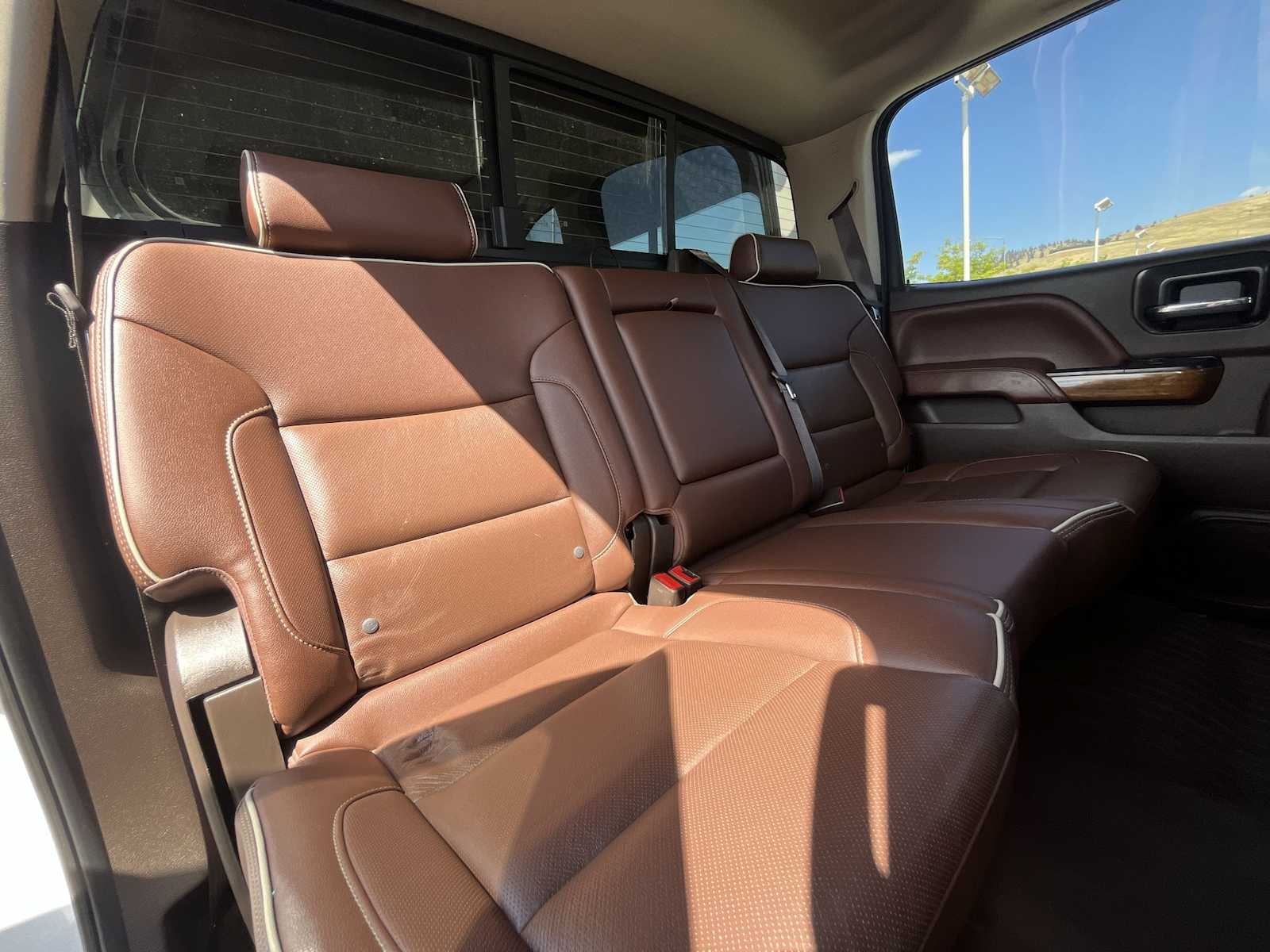 Thumbnail: 2019 Chevrolet Silverado 3500 - 13