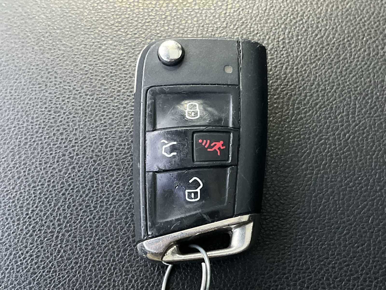 Thumbnail: 2021 Volkswagen Tiguan - 20