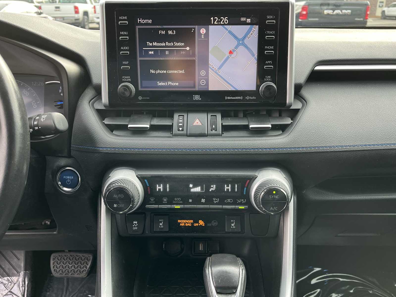 Thumbnail: 2020 Toyota RAV4 - 16