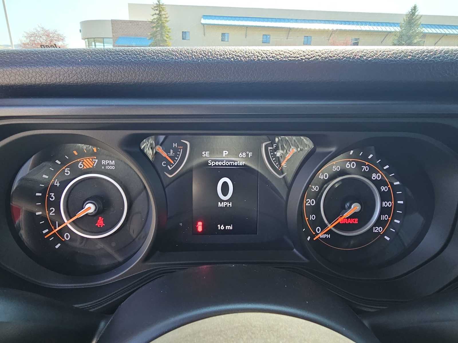 Thumbnail: 2025 Jeep Wrangler - 18
