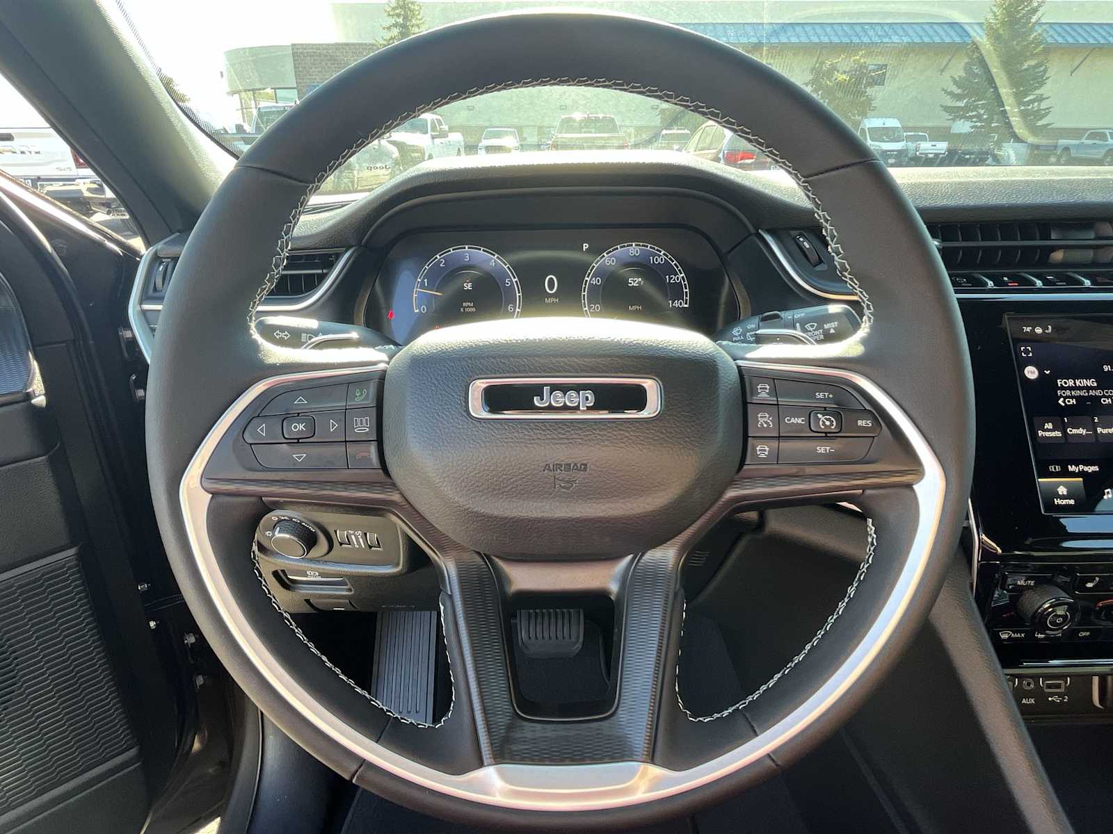 Thumbnail: 2025 Jeep Grand Cherokee - 15