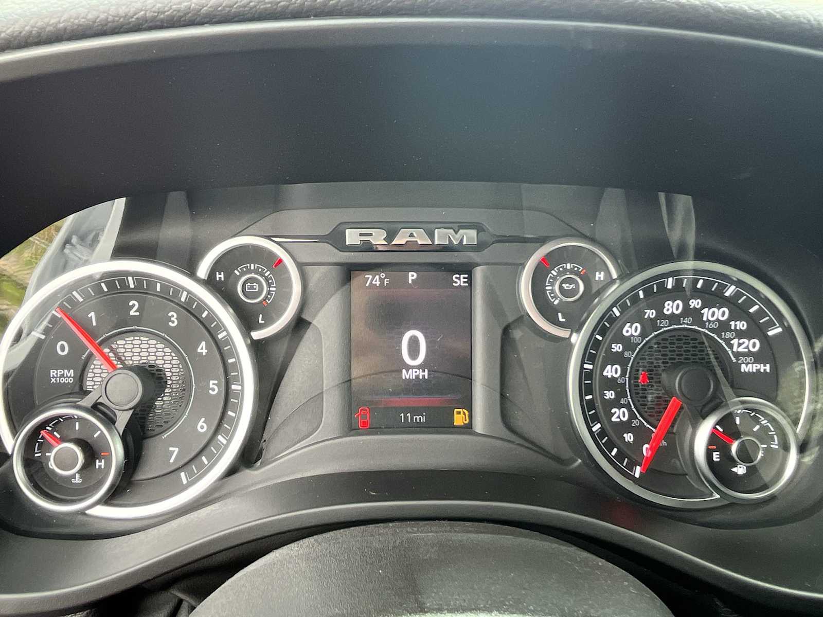 Thumbnail: 2025 RAM 1500 - 18