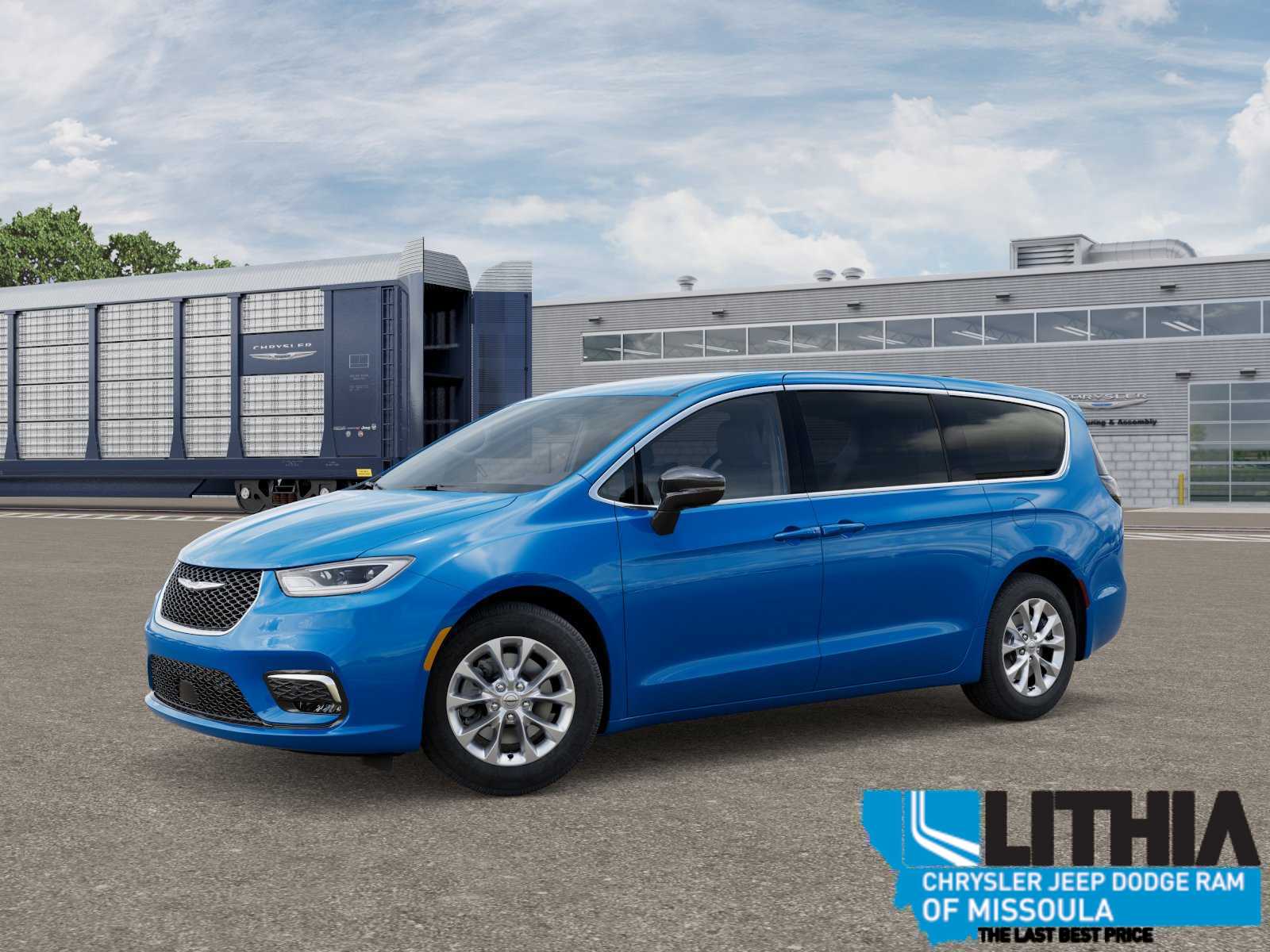 2026 Chrysler Pacifica Select's photo