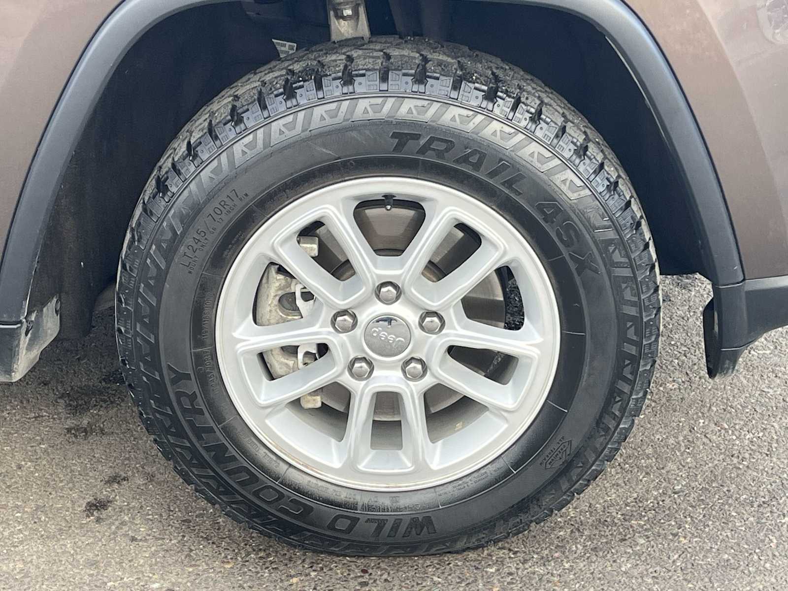 Thumbnail: 2020 Jeep Grand Cherokee - 8