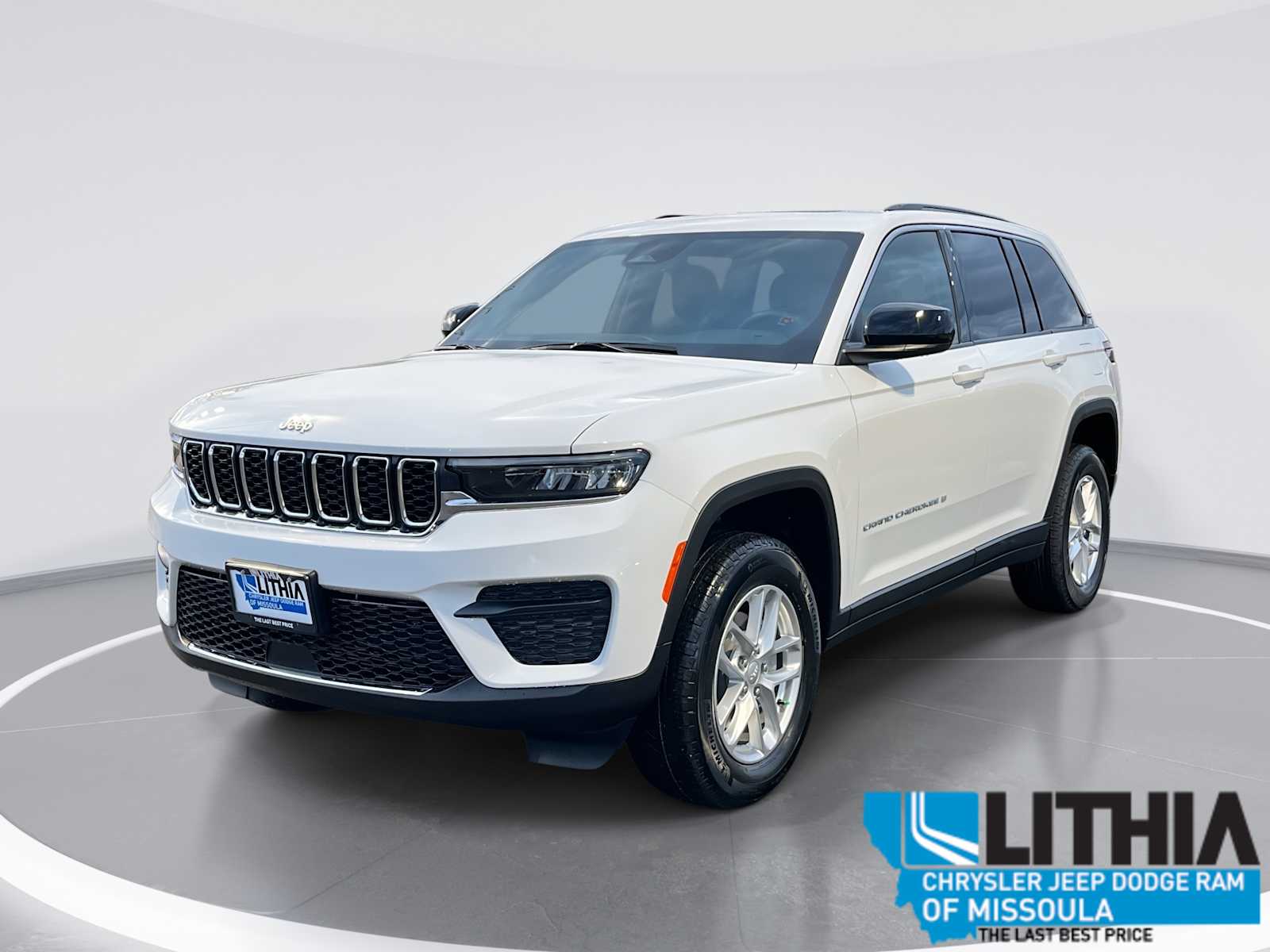 2025 Jeep Grand Cherokee Laredo's photo