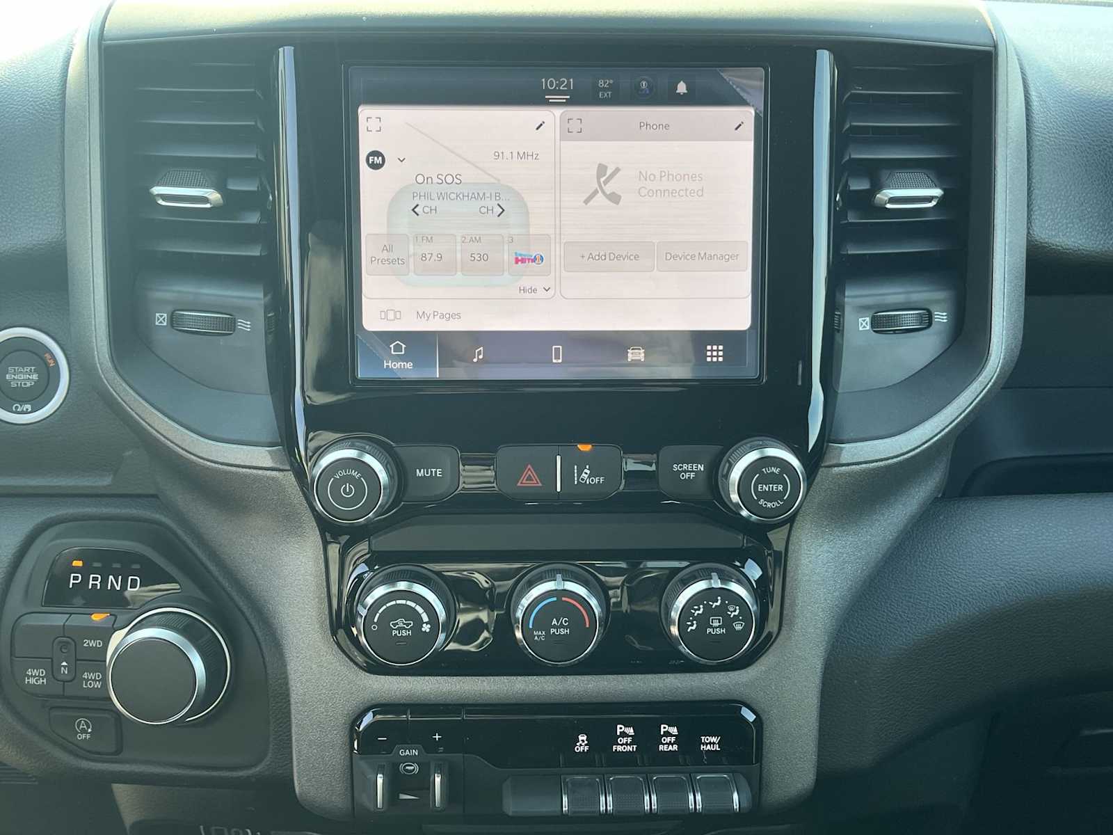 Thumbnail: 2025 RAM 1500 - 16