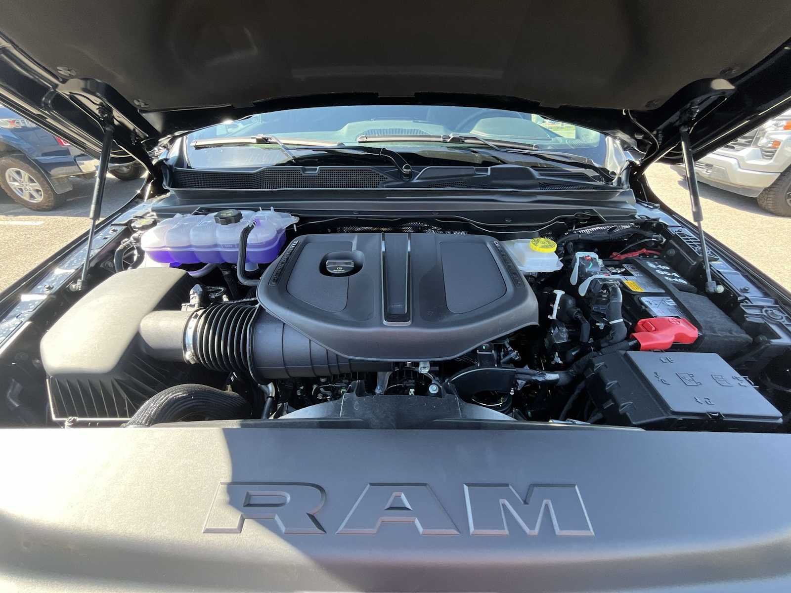 Thumbnail: 2026 RAM 1500 - 9