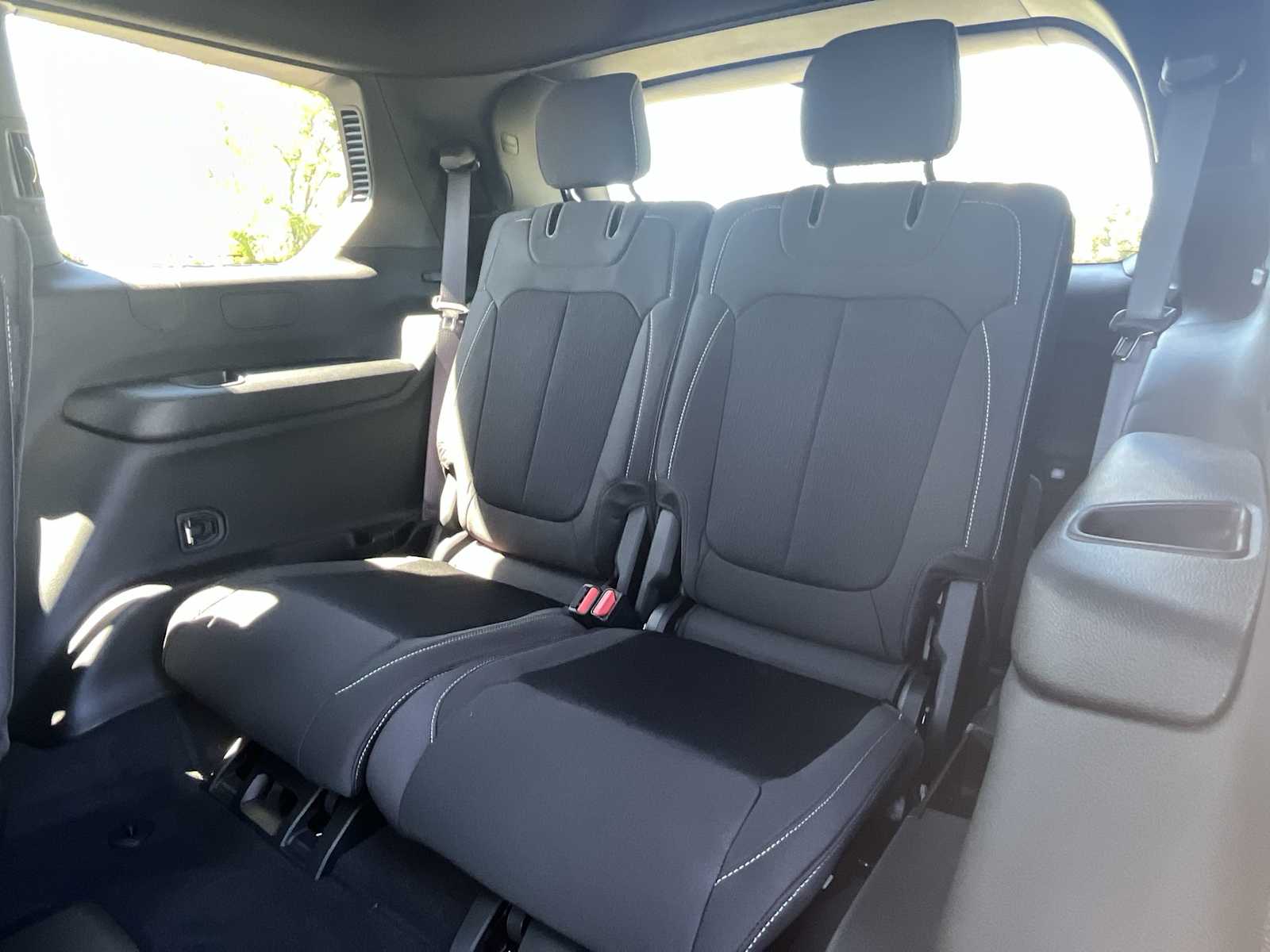 Thumbnail: 2025 Jeep Grand Cherokee - 22