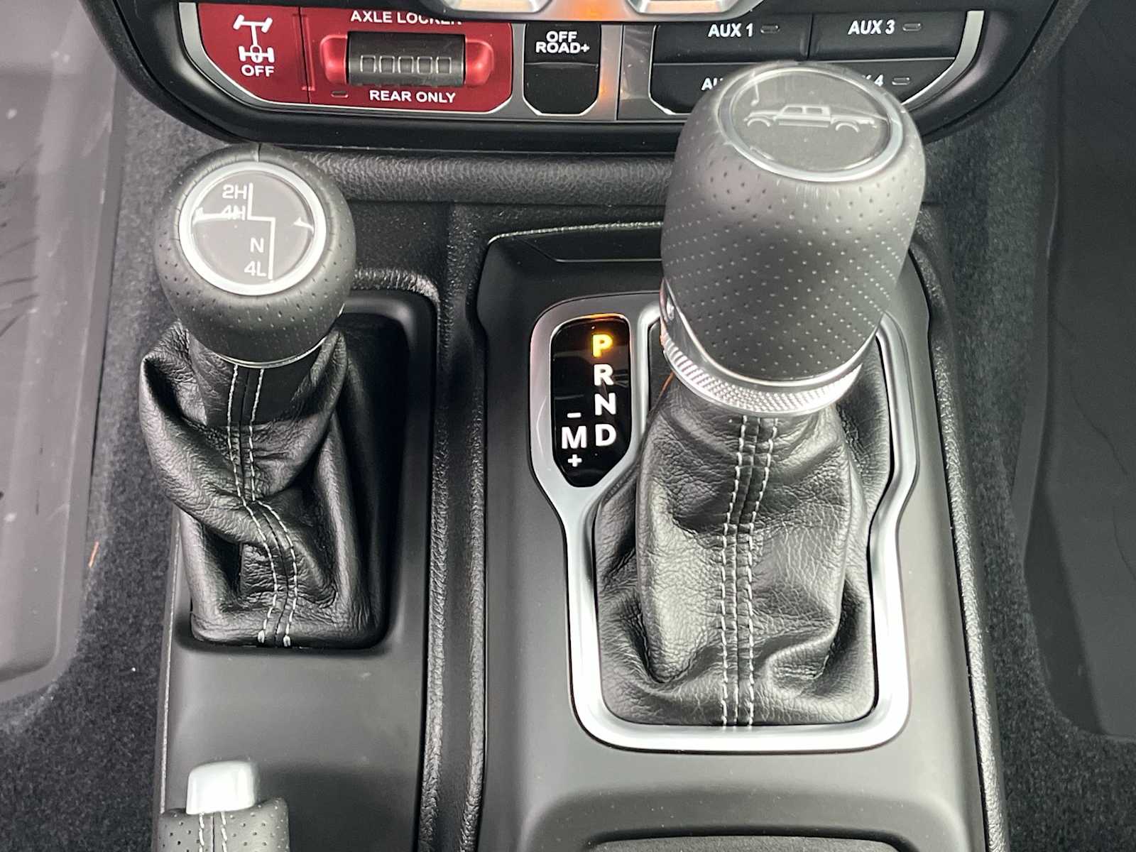 Thumbnail: 2026 Jeep Gladiator - 17