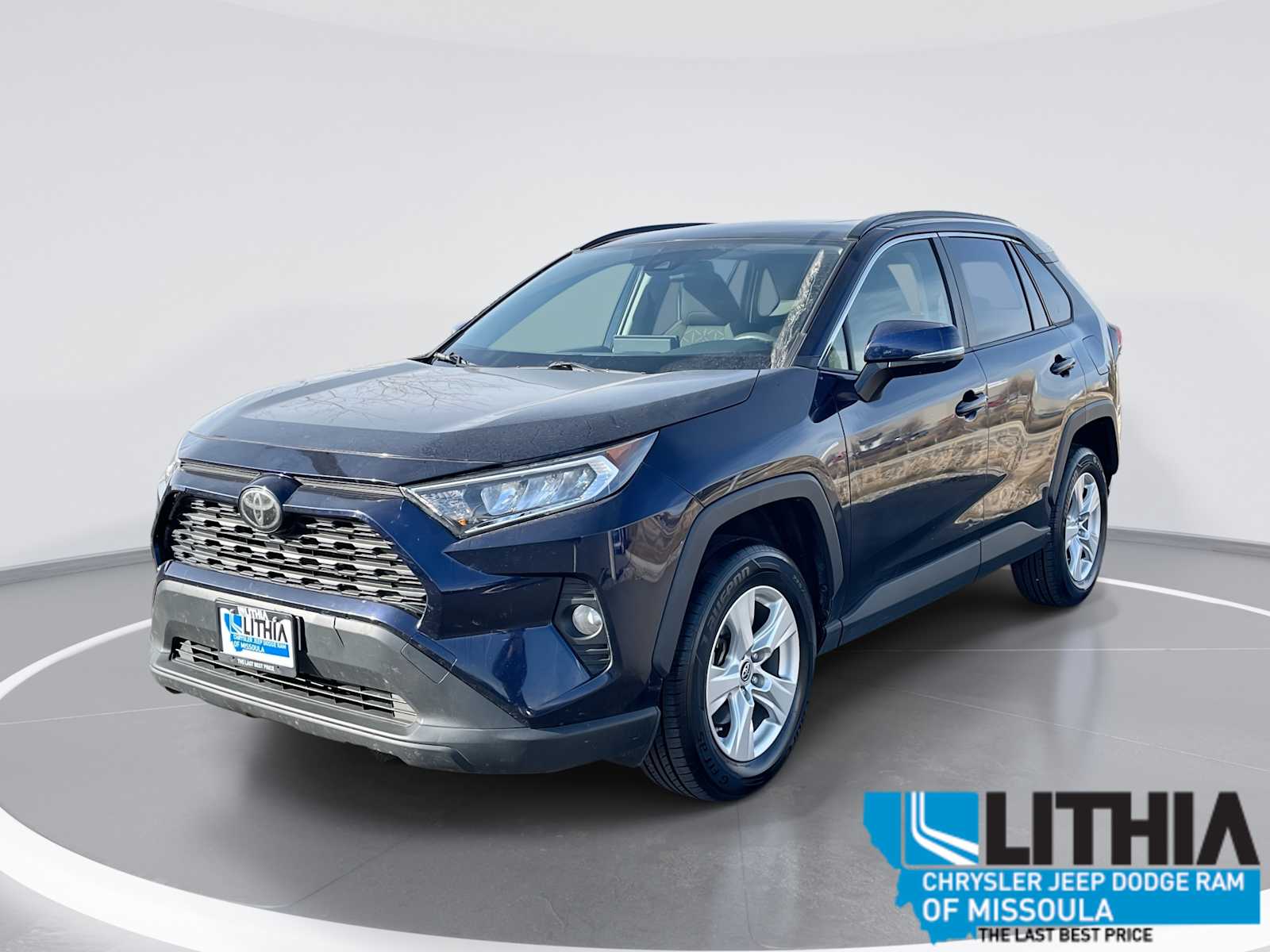 Thumbnail: 2019 Toyota RAV4 - 1
