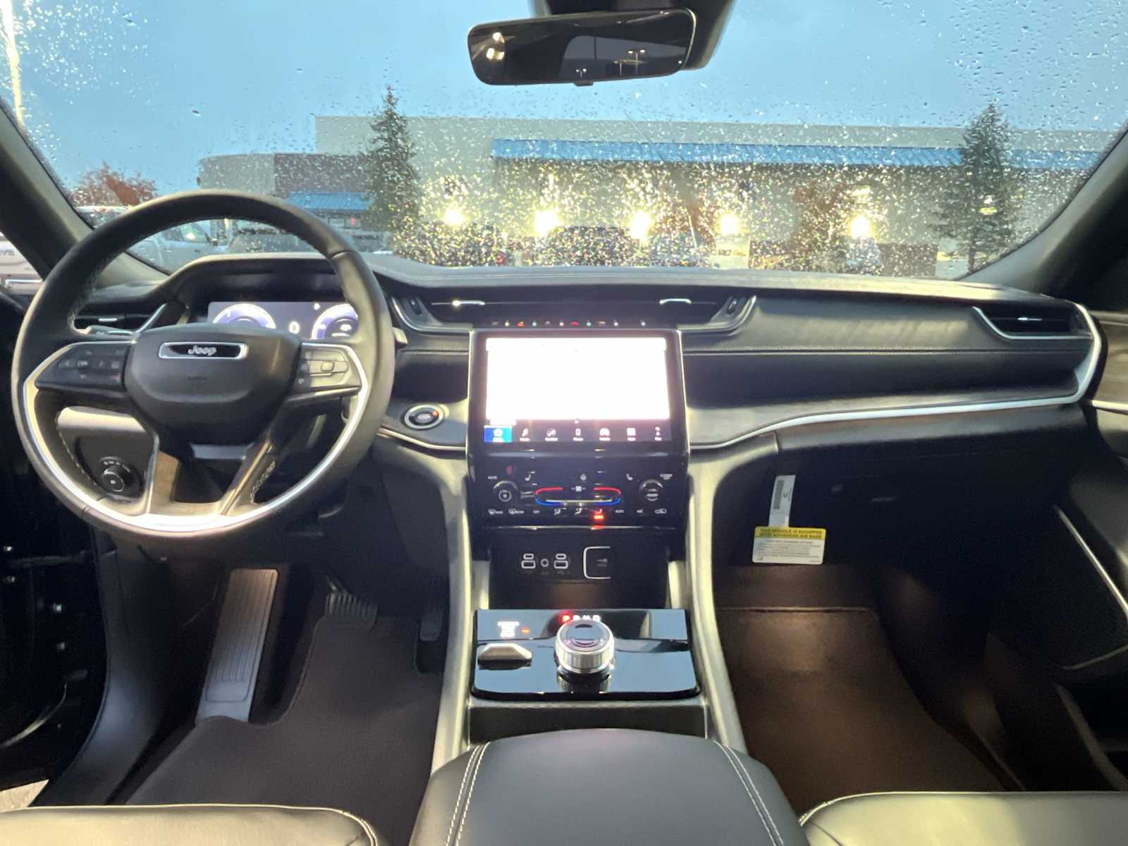 Thumbnail: 2025 Jeep Grand Cherokee - 10