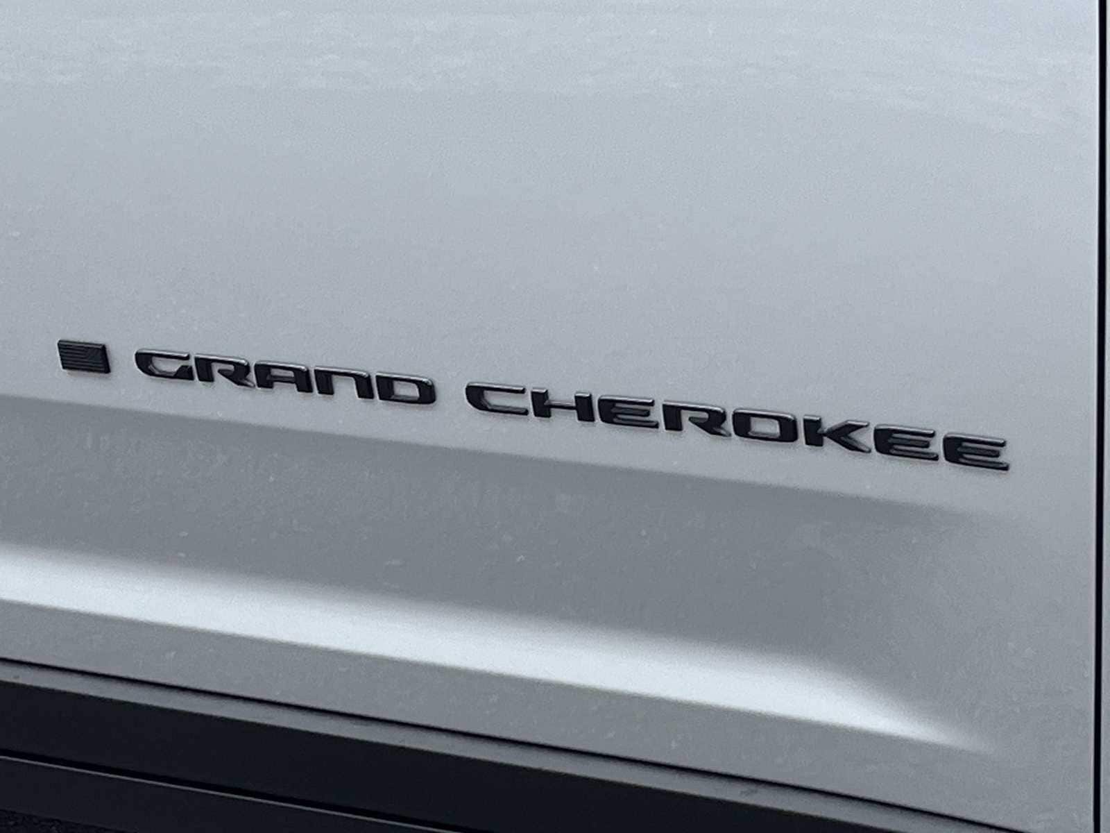 Thumbnail: 2025 Jeep Grand Cherokee - 7