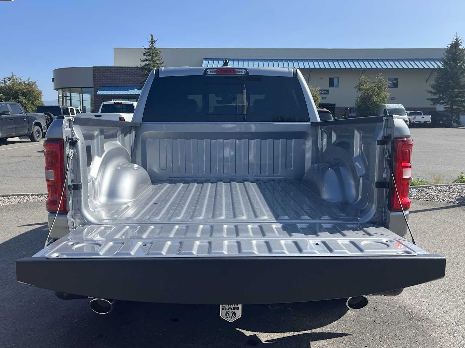 Thumbnail: 2026 RAM 1500 - 19