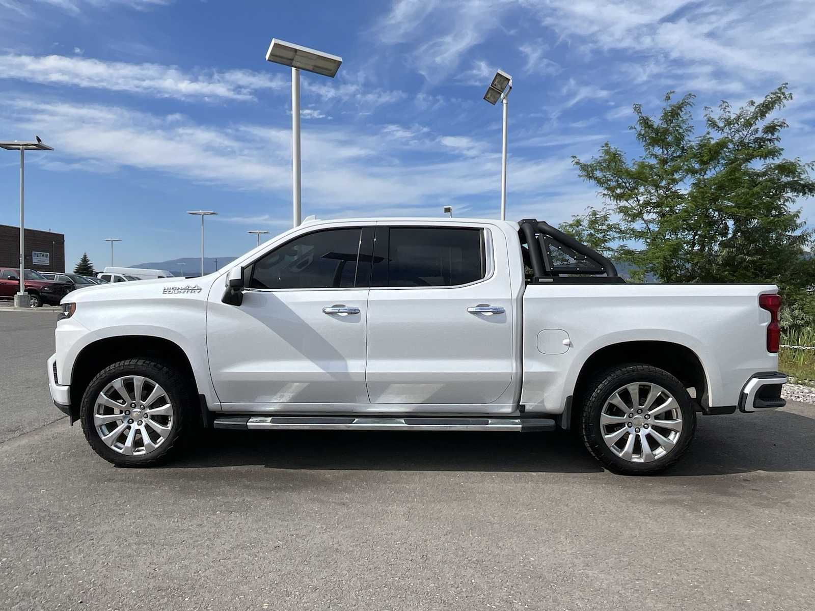 2021 Chevrolet Silverado 1500 High Country photo 3