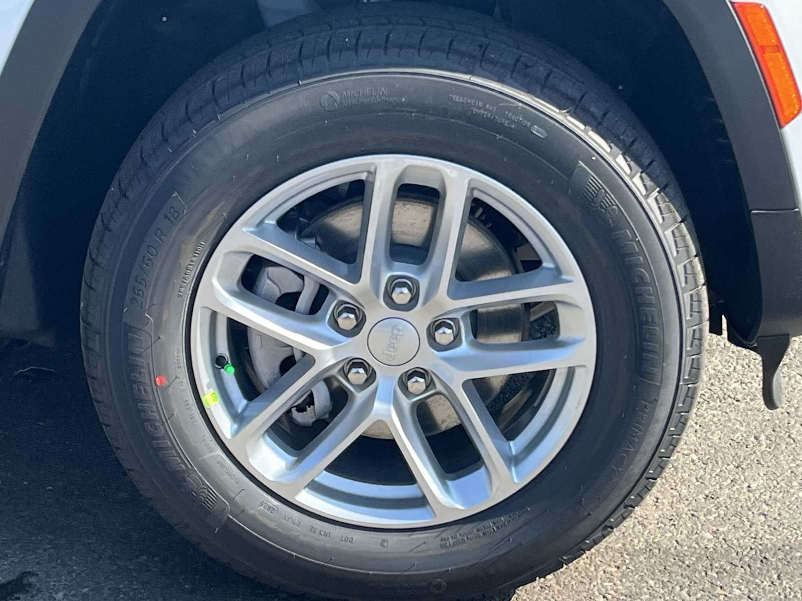 Thumbnail: 2025 Jeep Grand Cherokee - 8