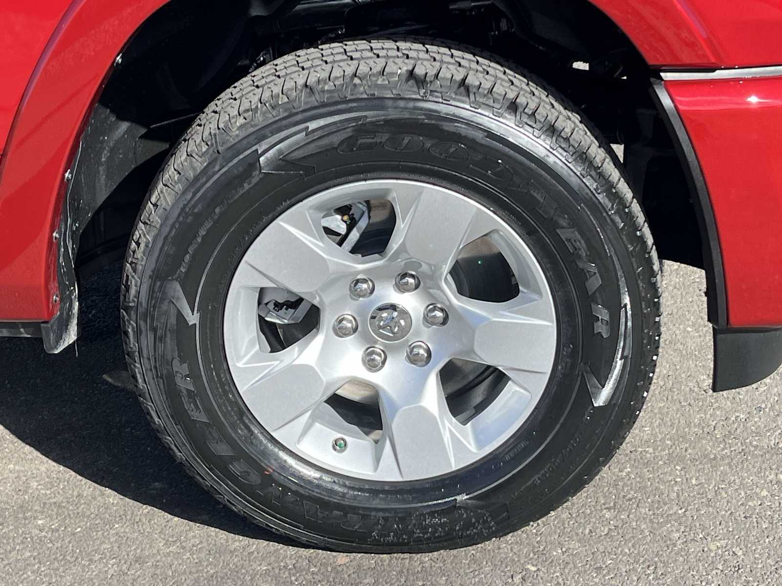 Thumbnail: 2026 RAM 1500 - 8