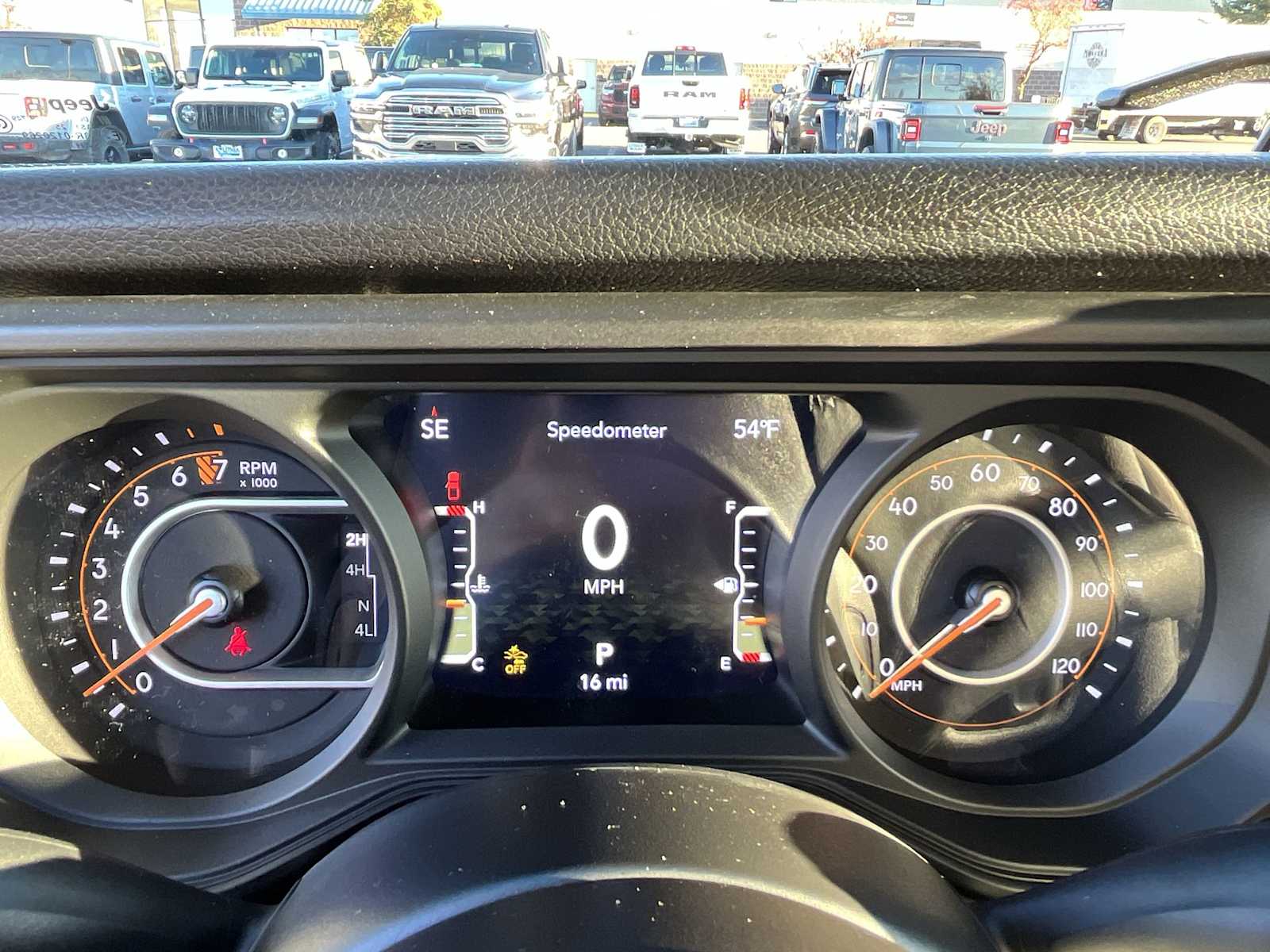 Thumbnail: 2026 Jeep Gladiator - 18