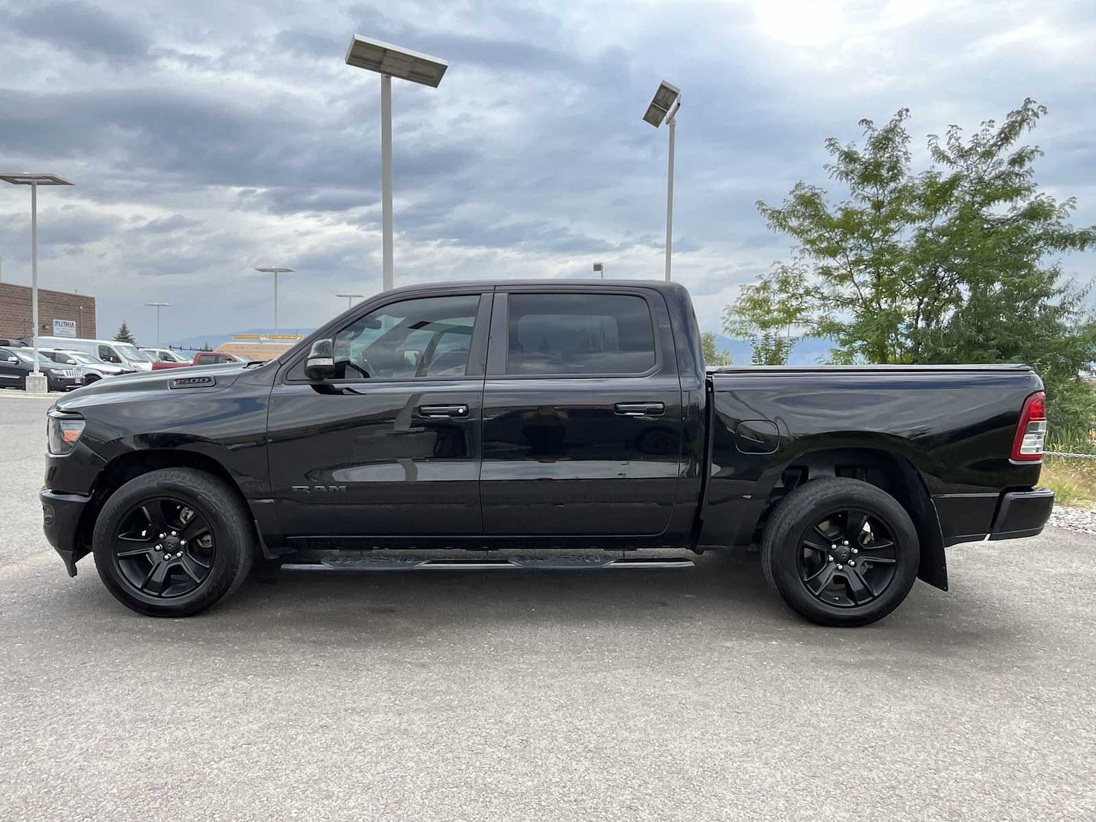 Thumbnail: 2020 RAM 1500 - 3