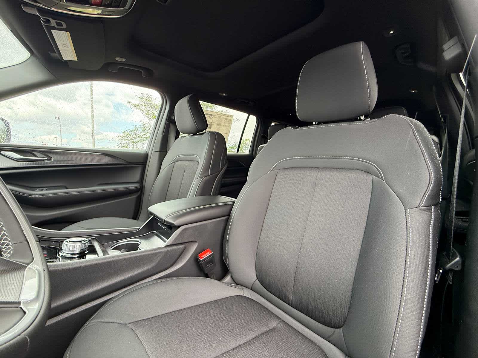 Thumbnail: 2025 Jeep Grand Cherokee - 11