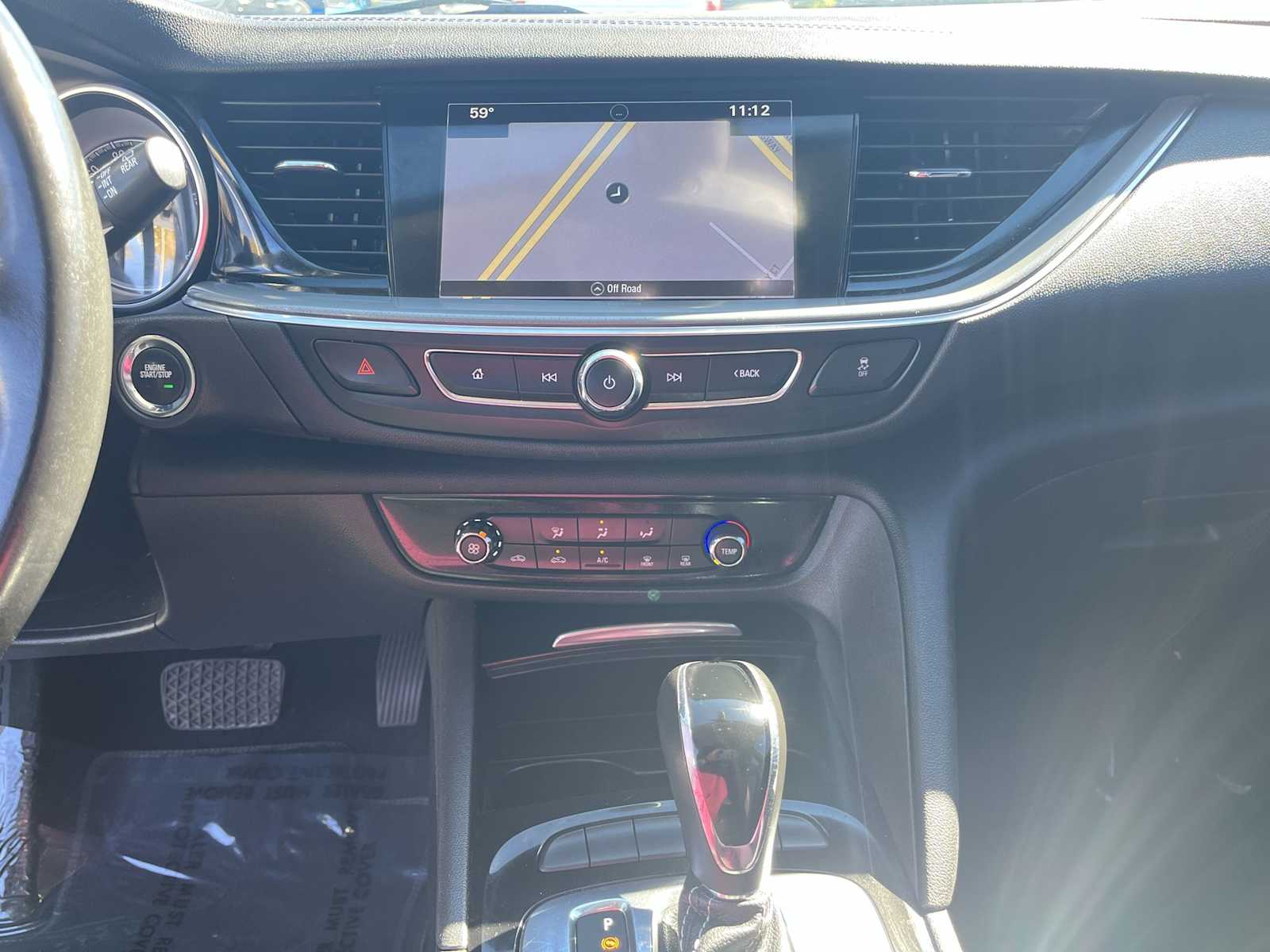 Thumbnail: 2018 Buick Regal - 16