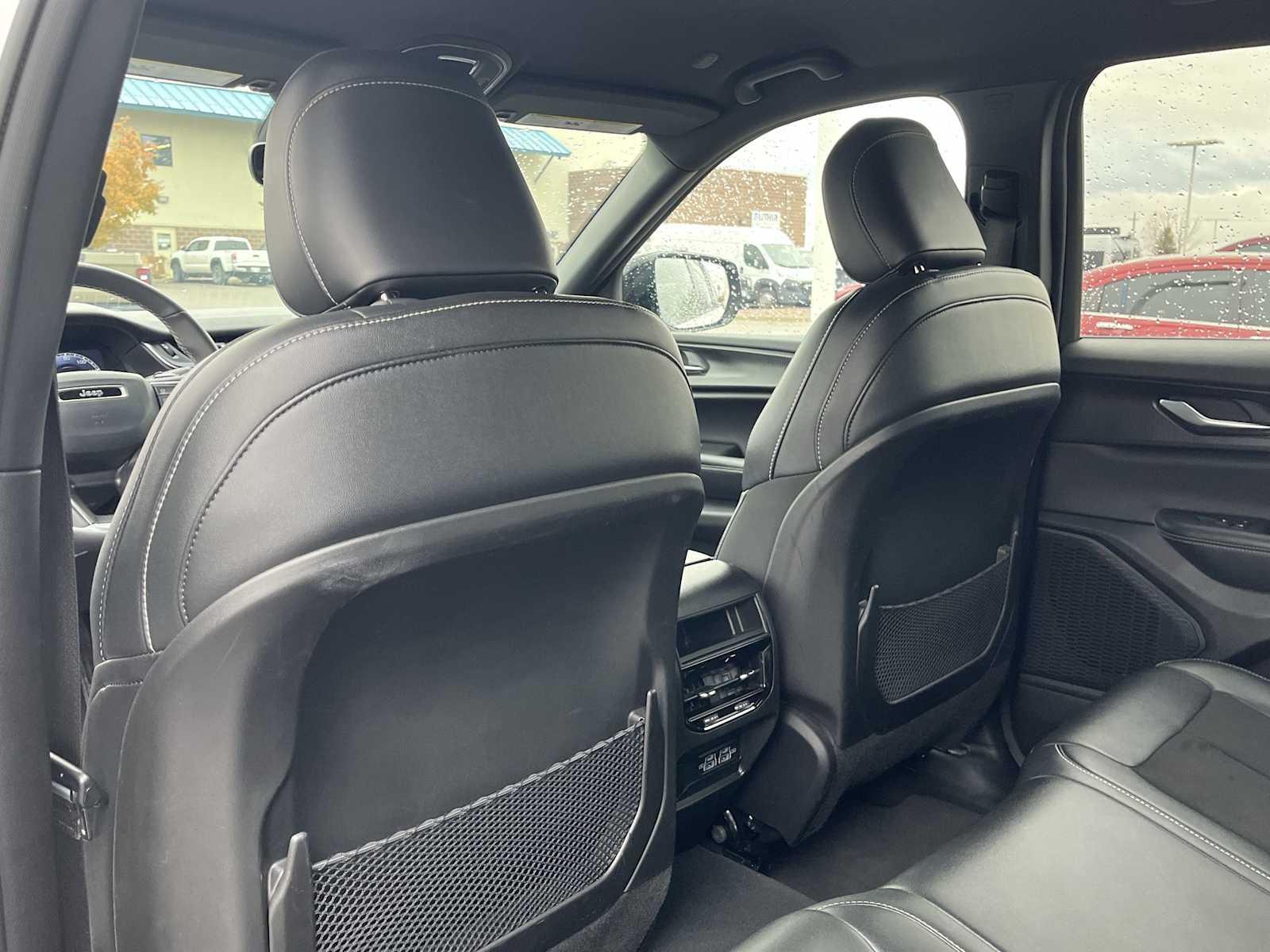 Thumbnail: 2023 Jeep Grand Cherokee - 12