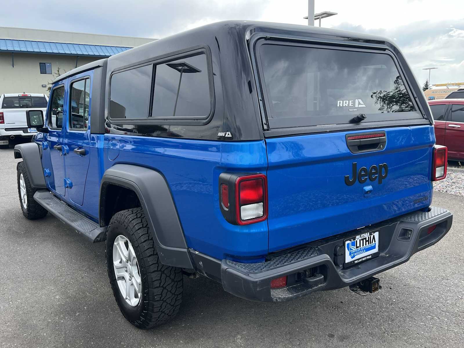 2021 Jeep Gladiator Sport photo 4