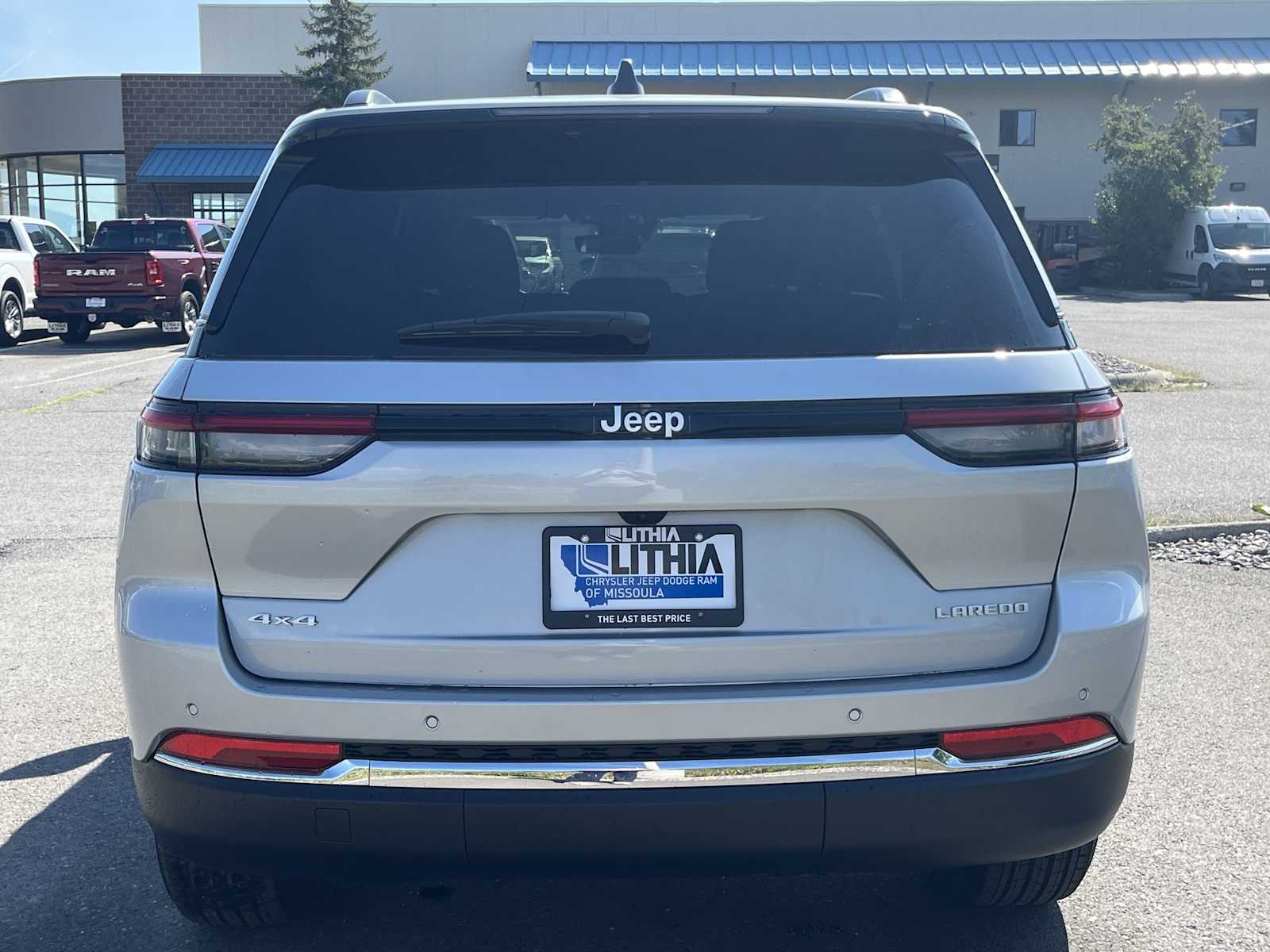 Thumbnail: 2025 Jeep Grand Cherokee - 5