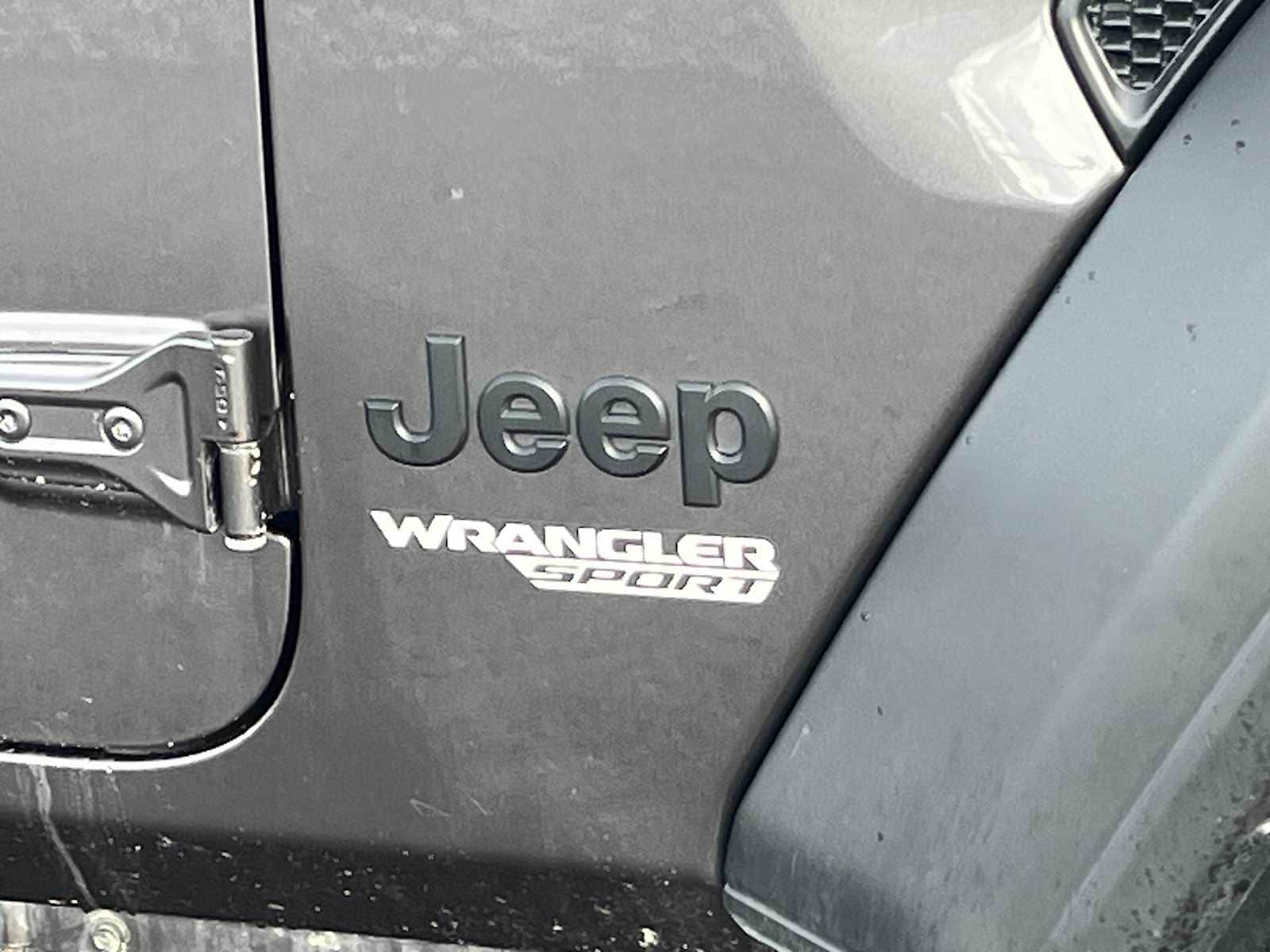 Thumbnail: 2021 Jeep Wrangler - 7