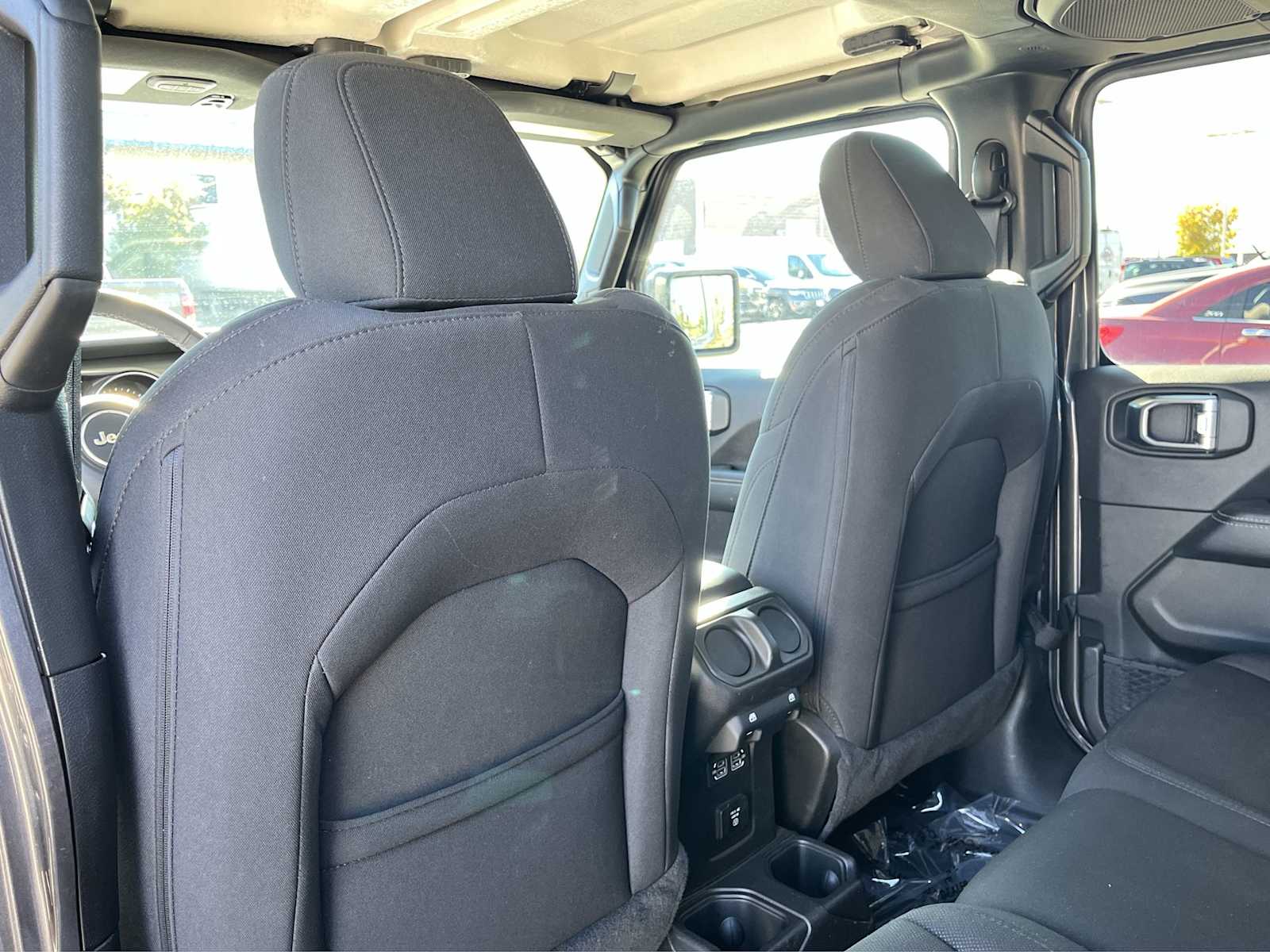 Thumbnail: 2023 Jeep Gladiator - 13