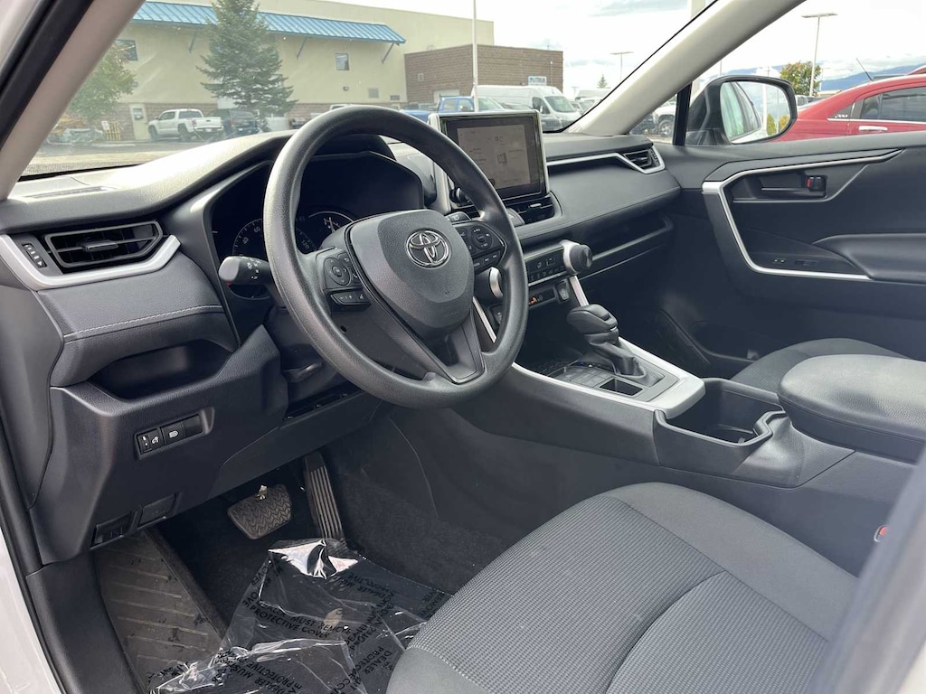 Used 2024 Toyota RAV4 LE SUV