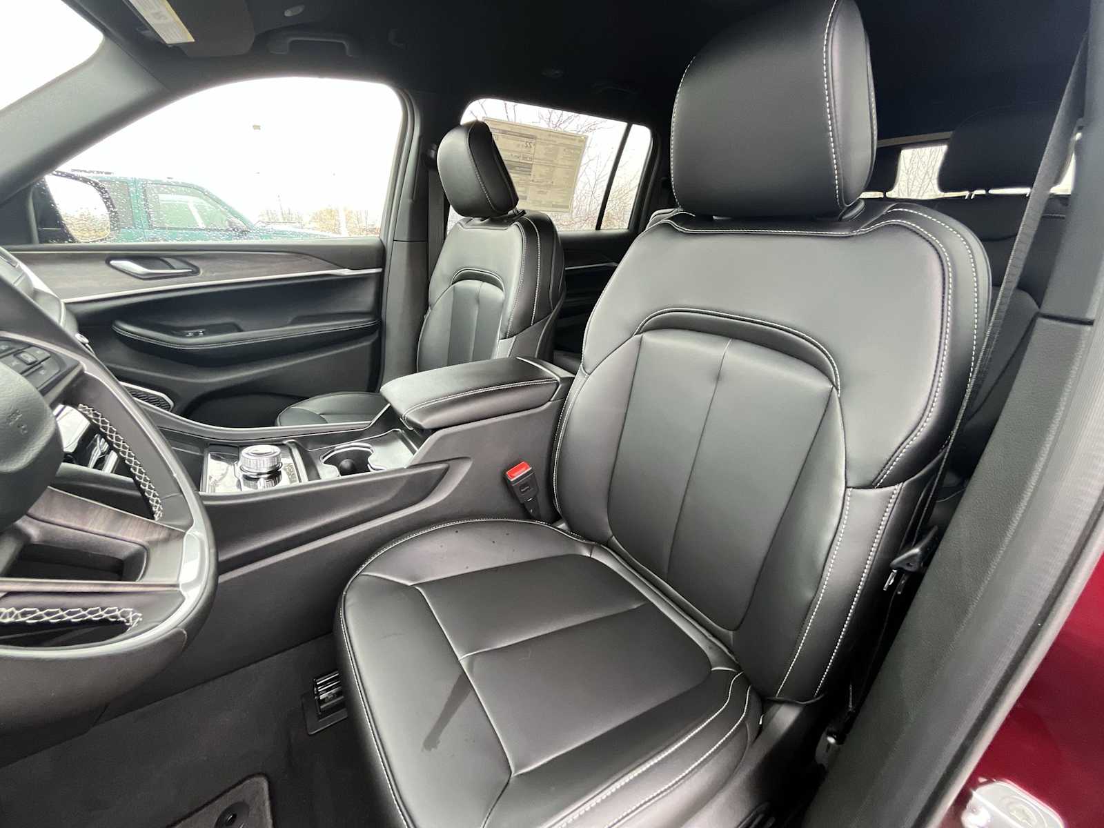 Thumbnail: 2026 Jeep Grand Cherokee - 11