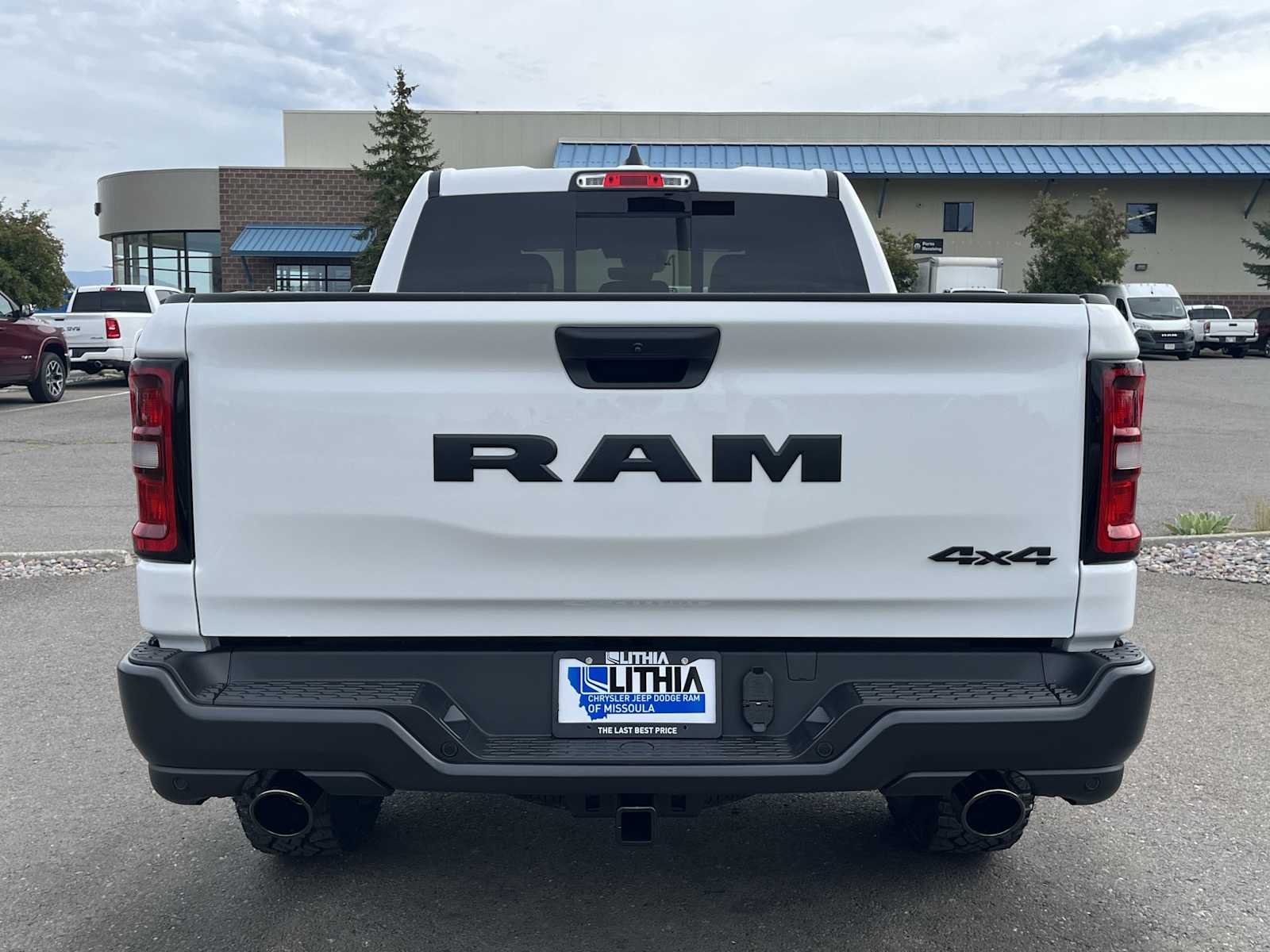 Thumbnail: 2026 RAM 1500 - 5