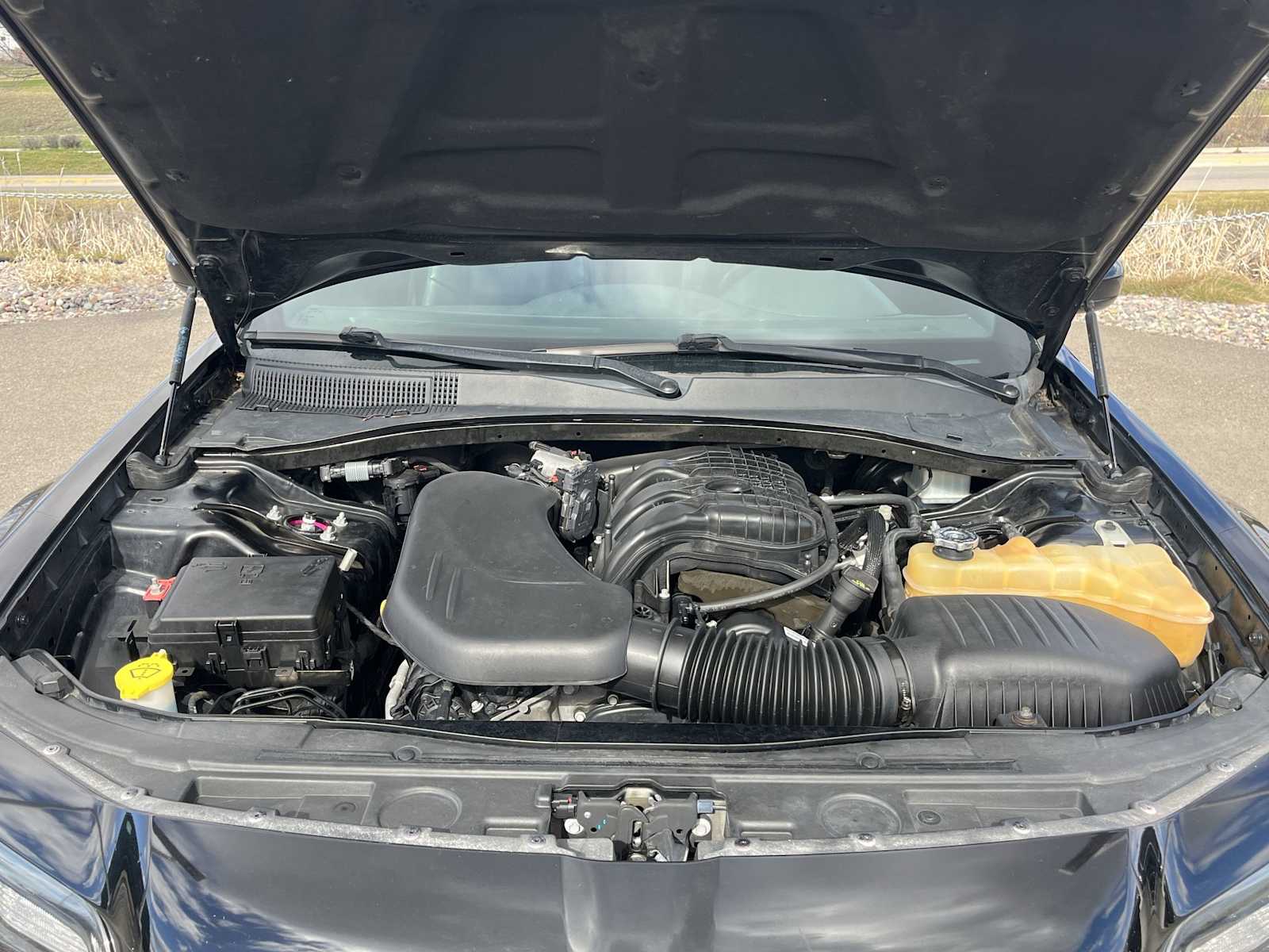 Thumbnail: 2017 Chrysler 300 - 9