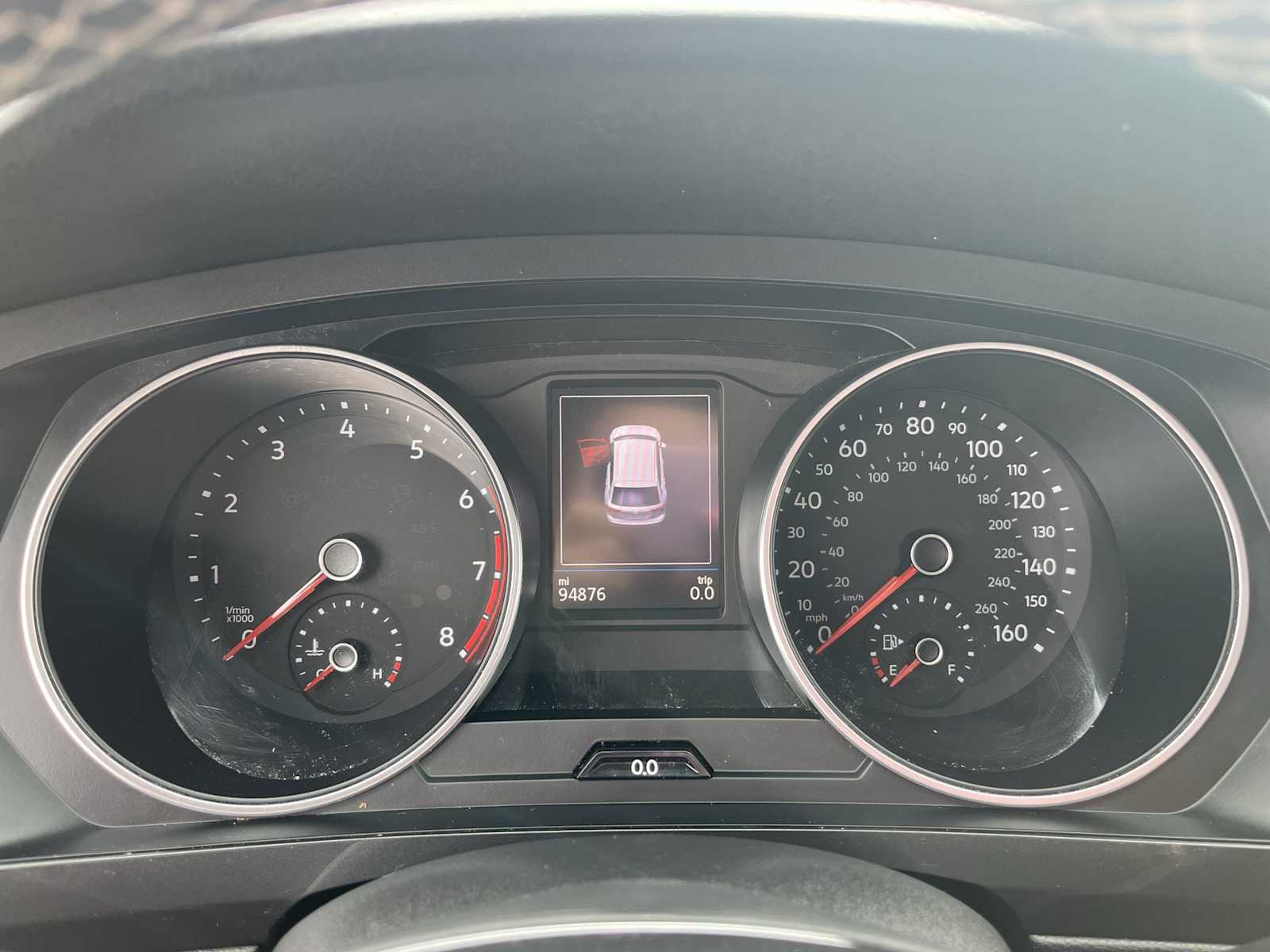 Thumbnail: 2021 Volkswagen Tiguan - 18