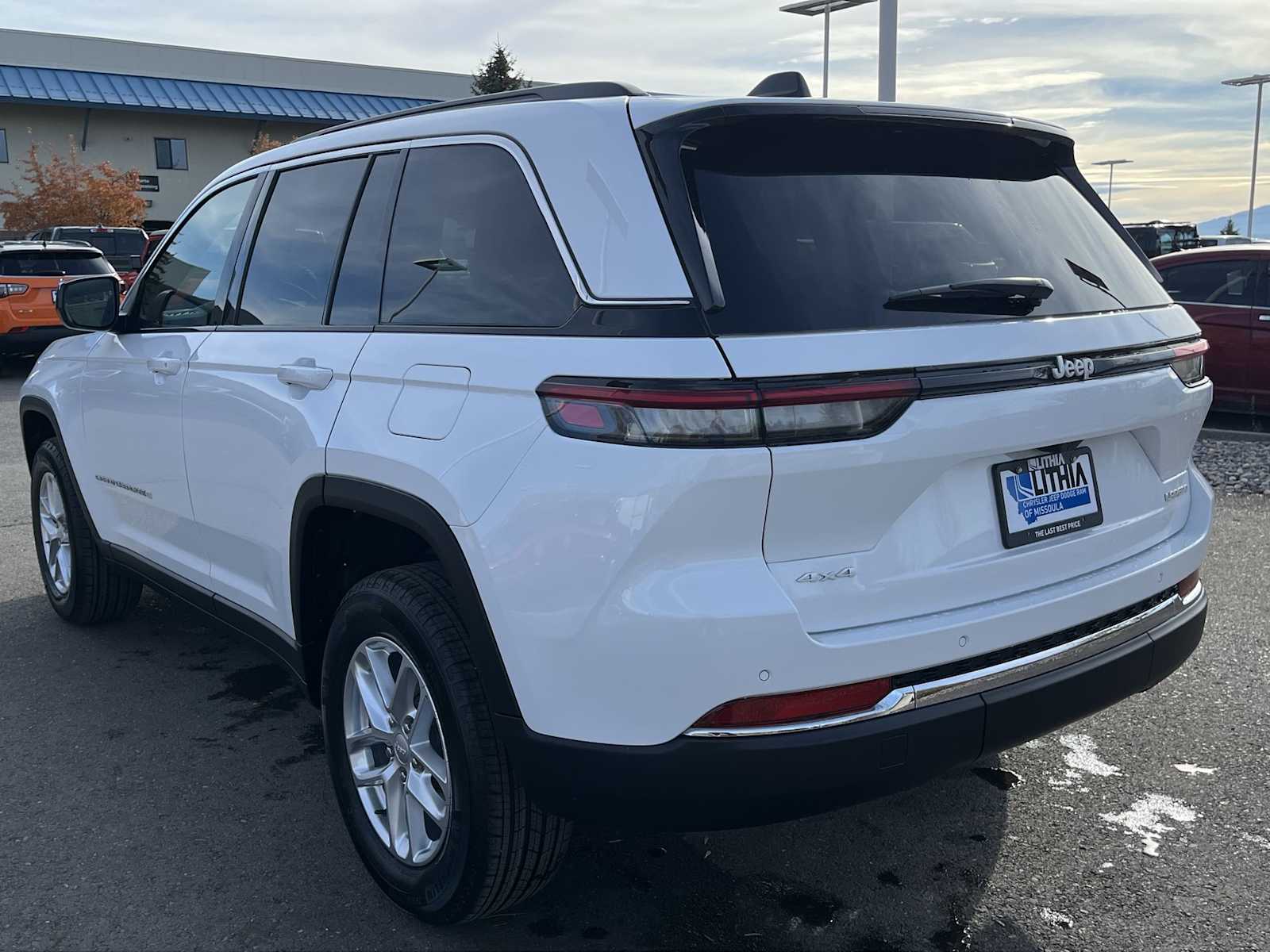 Thumbnail: 2025 Jeep Grand Cherokee - 4