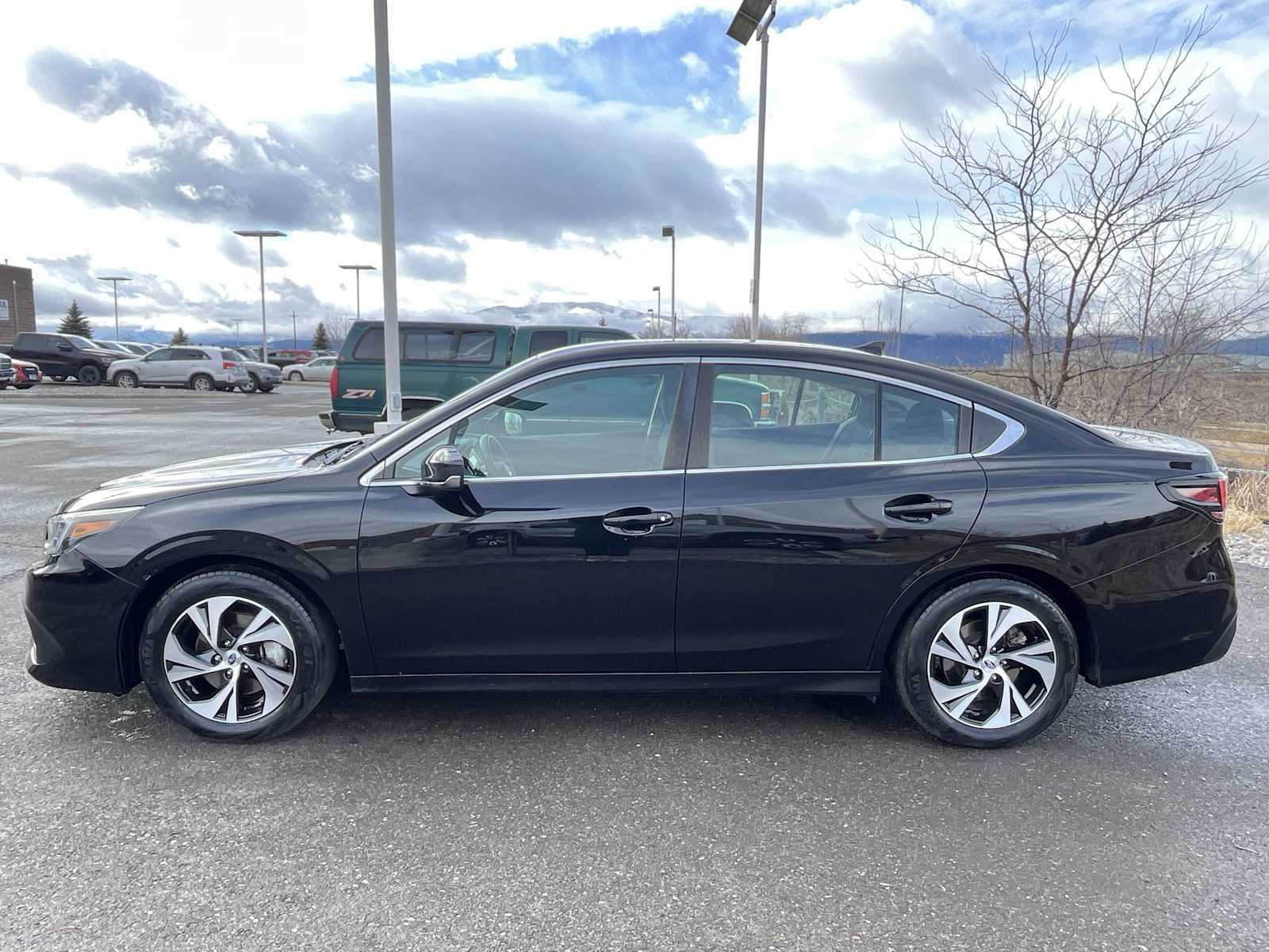 Thumbnail: 2022 Subaru Legacy - 3