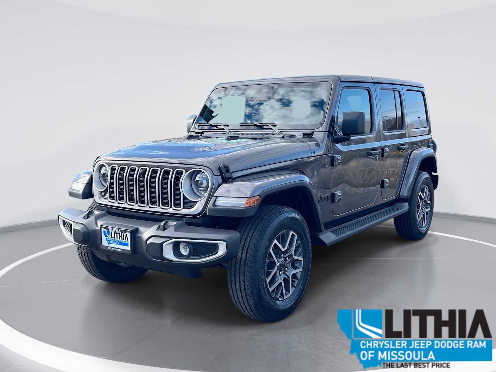 2026 Jeep Wrangler 4-Door Sahara's photo