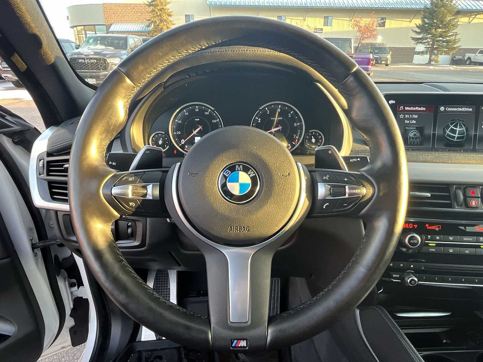 Thumbnail: 2018 BMW X6 - 15