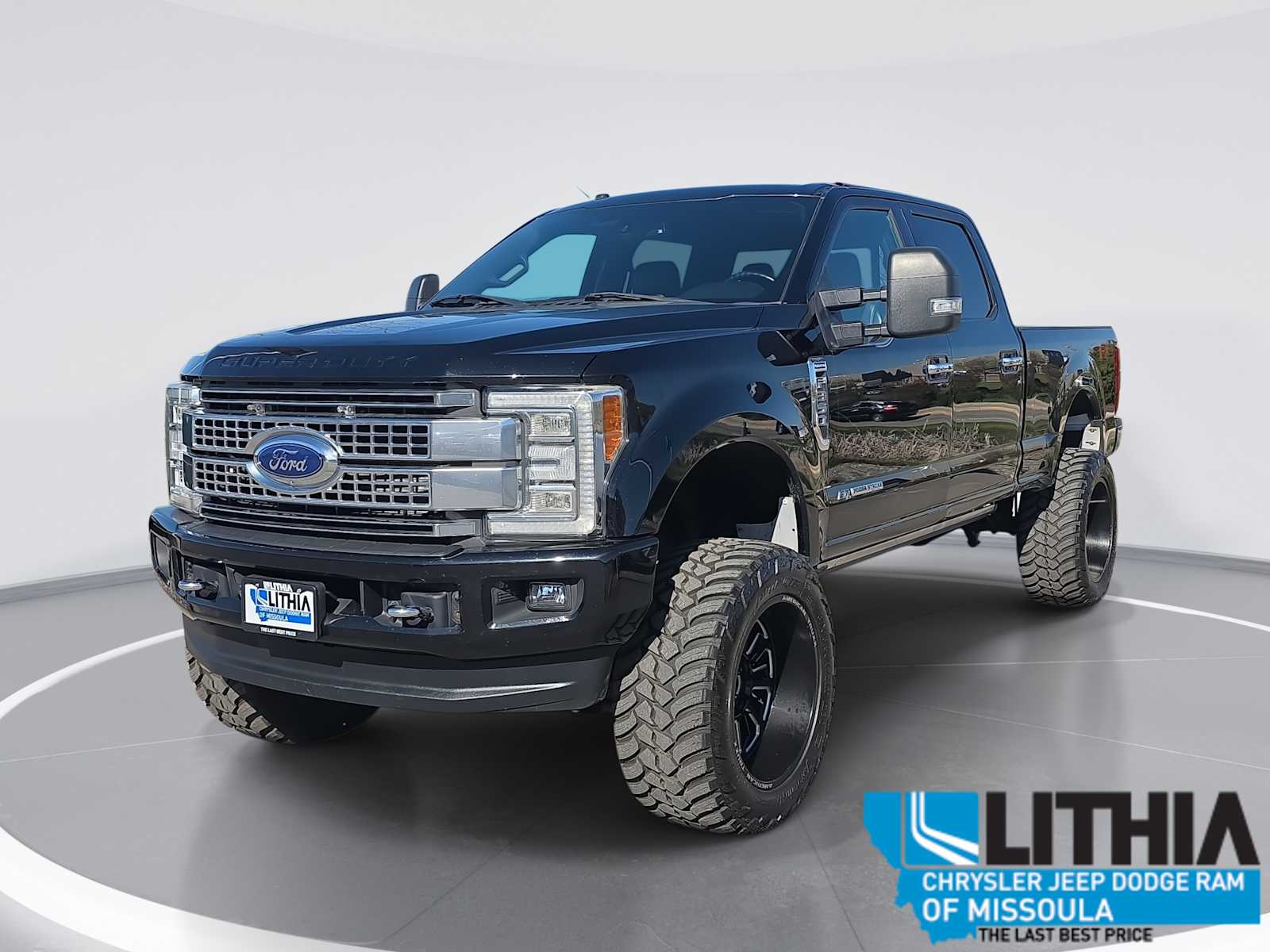 2017 Ford F-350 Platinum 4x4 Crew Cab 6-1/2' Box SRW's photo