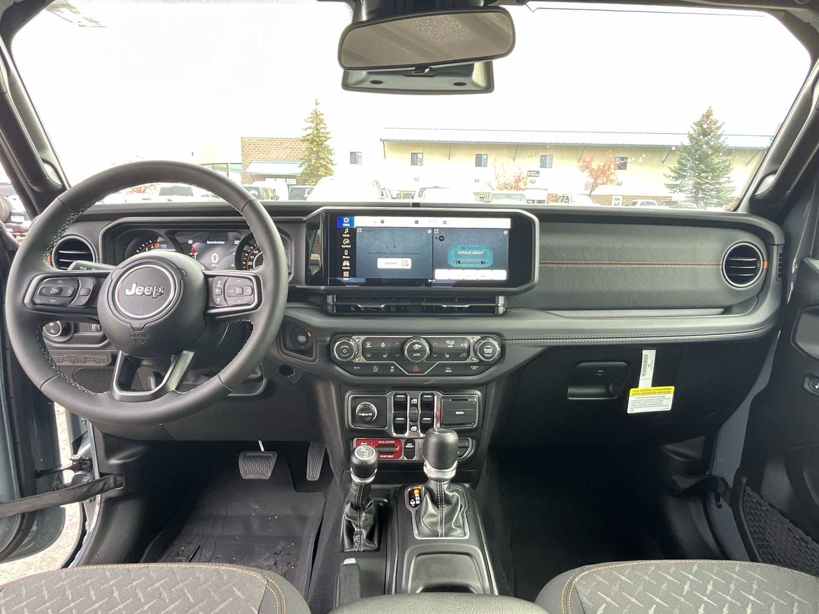 Thumbnail: 2026 Jeep Gladiator - 10