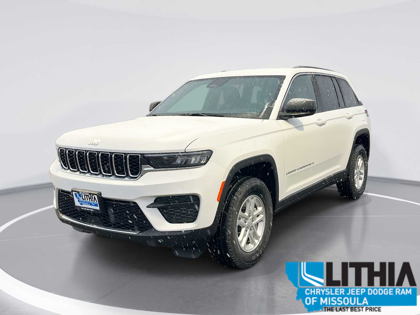 2025 Jeep Grand Cherokee Laredo's photo