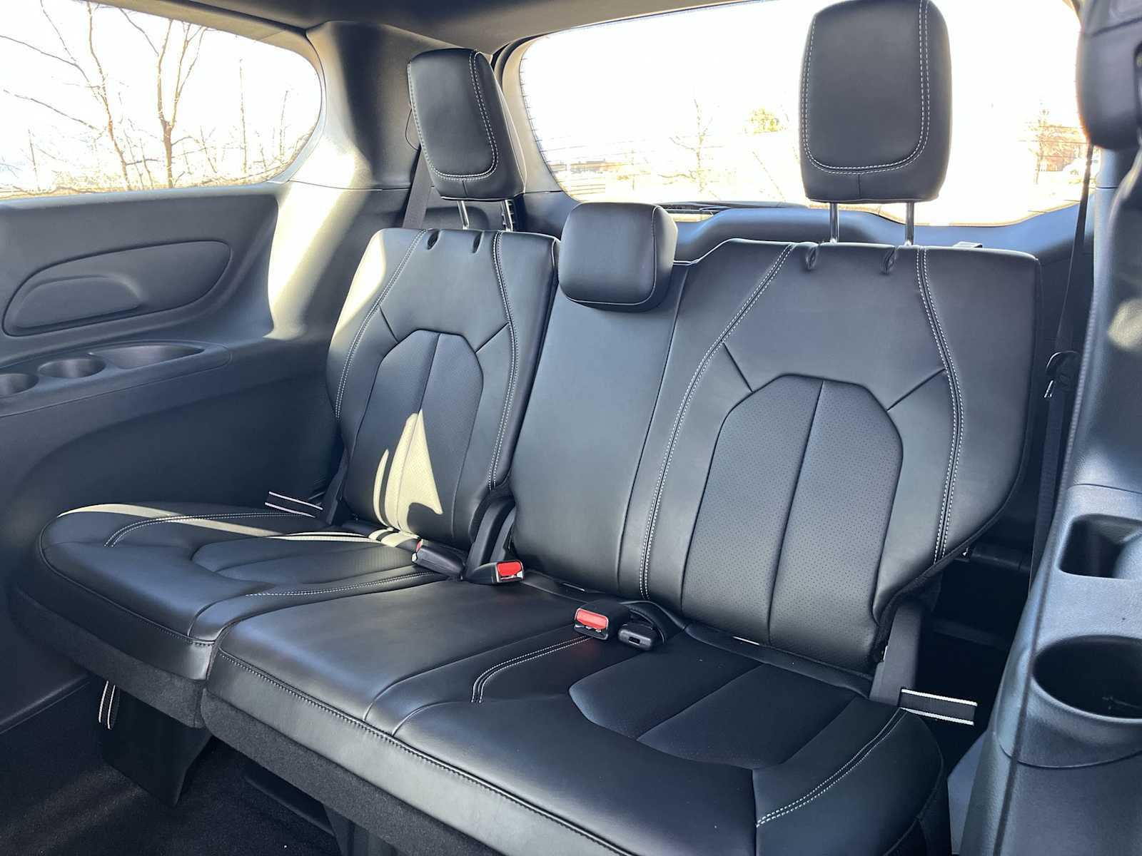 Thumbnail: 2026 Chrysler Pacifica - 22