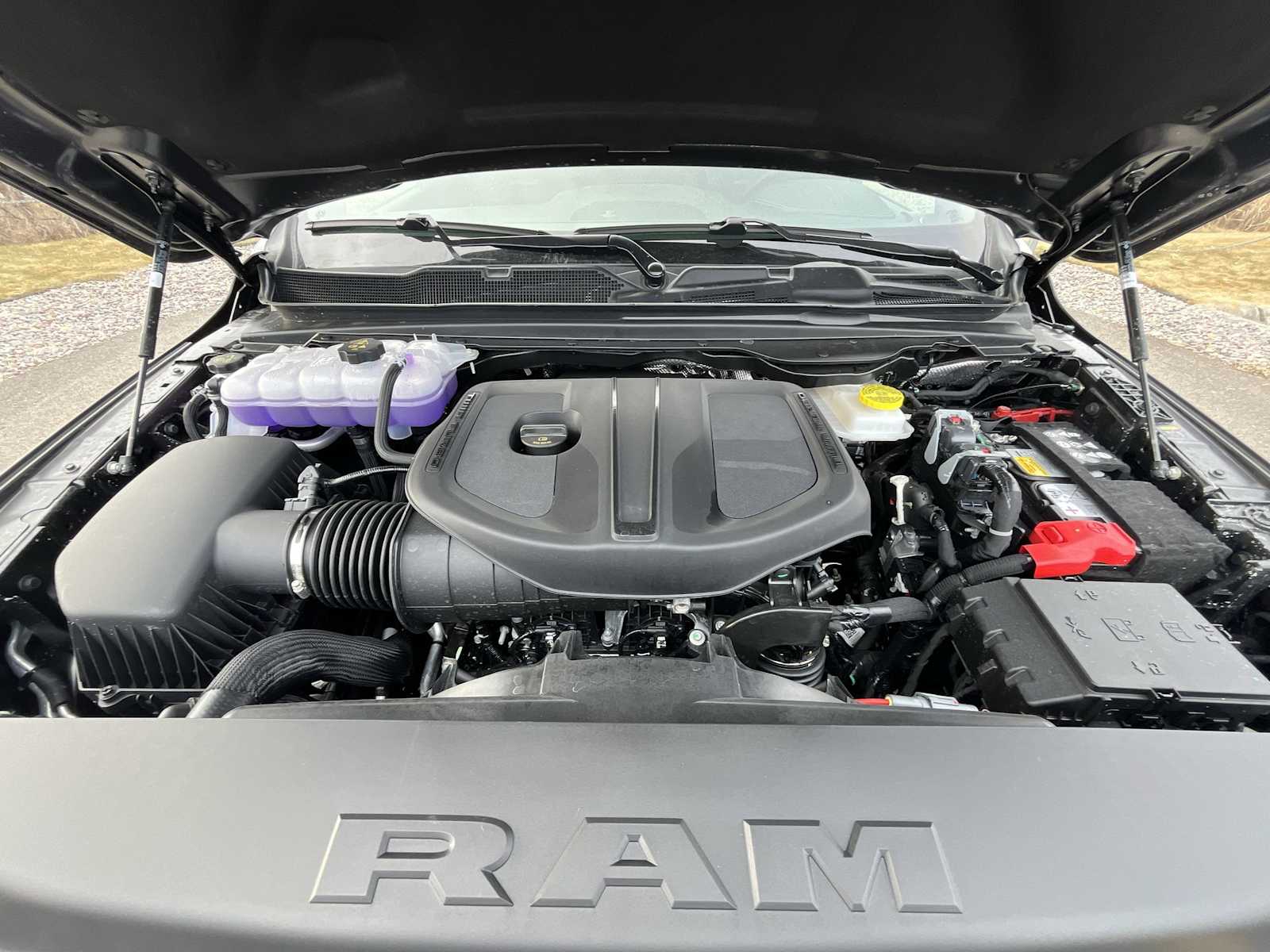 Thumbnail: 2026 RAM 1500 - 9