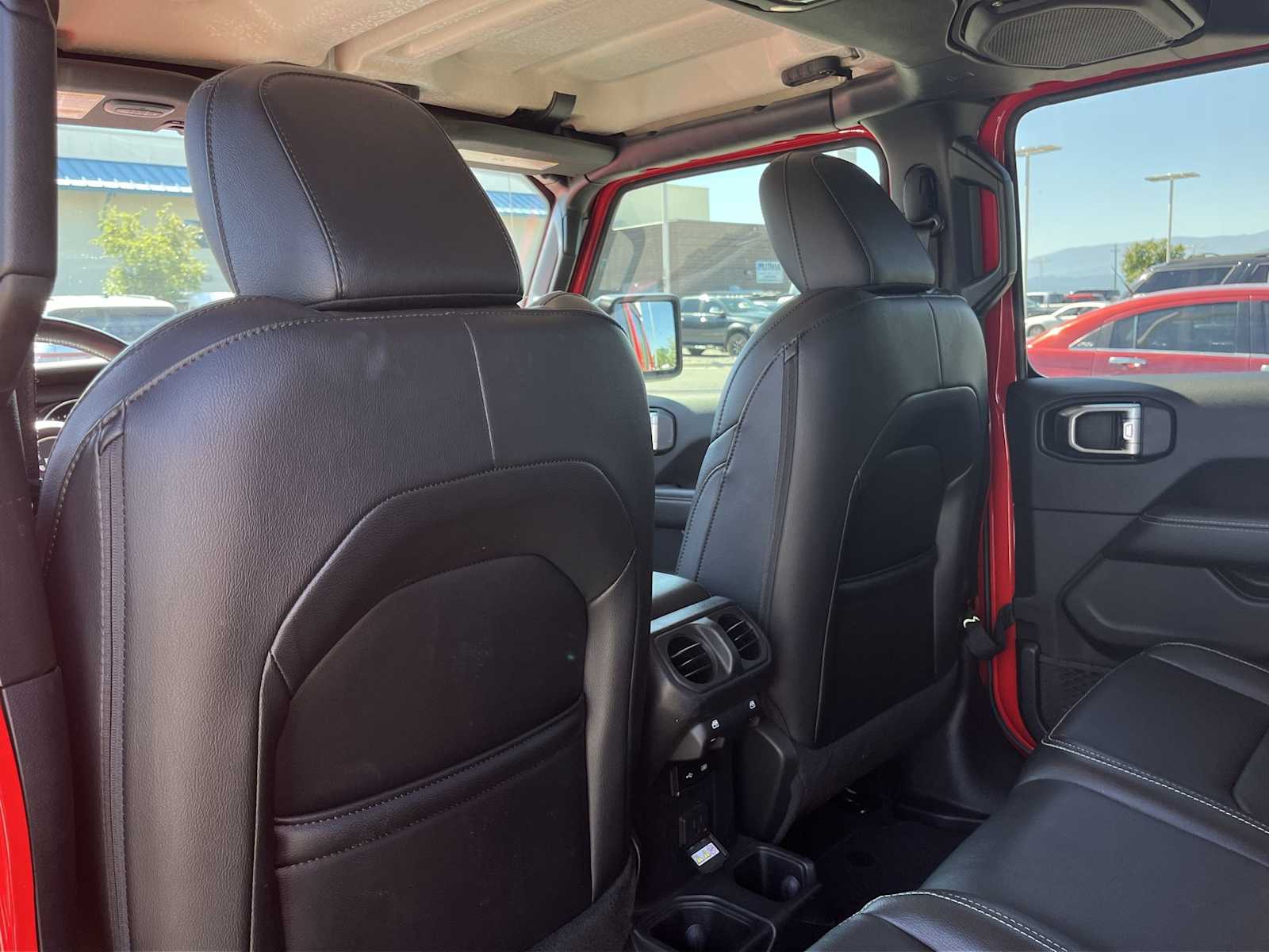 Thumbnail: 2020 Jeep Gladiator - 12