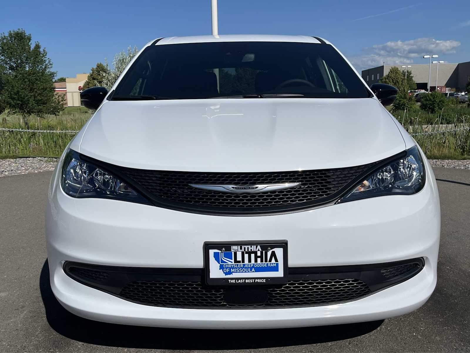 Thumbnail: 2025 Chrysler Voyager - 6
