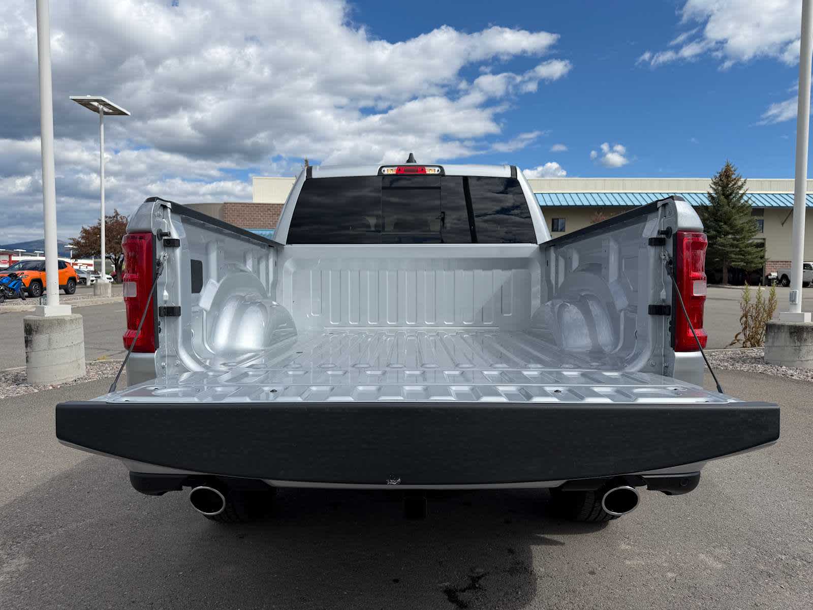 Thumbnail: 2026 RAM 1500 - 8