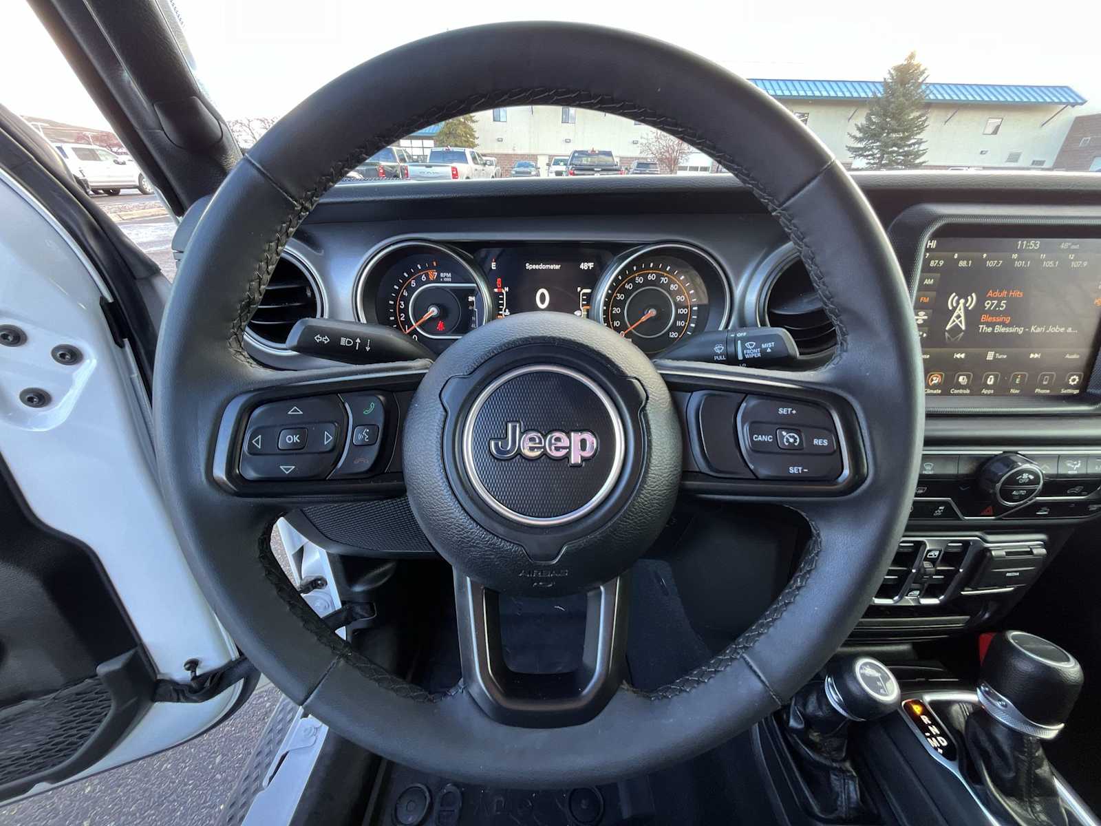 Thumbnail: 2023 Jeep Gladiator - 15