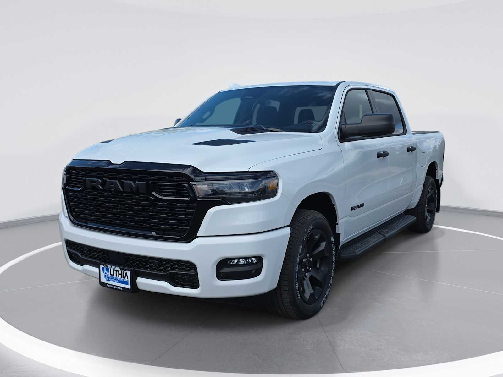 Thumbnail: 2026 RAM 1500 - 2