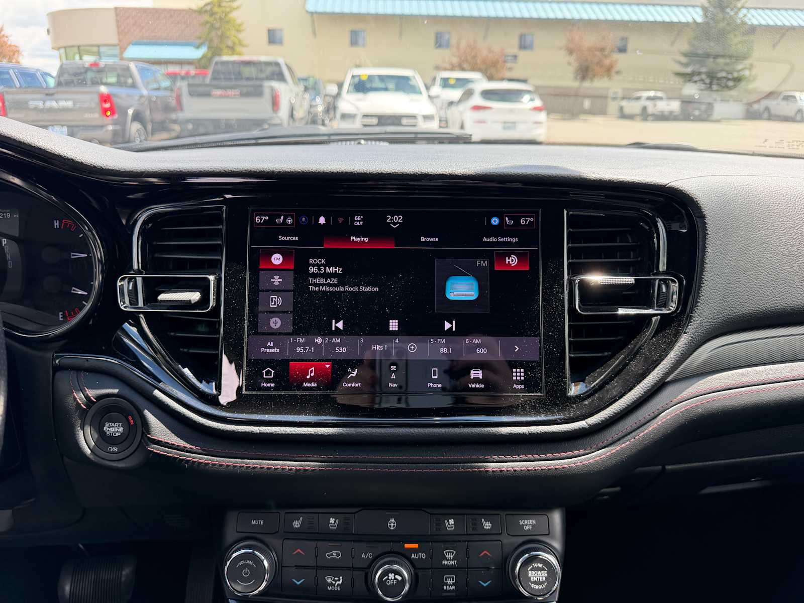 Thumbnail: 2022 Dodge Durango - 15