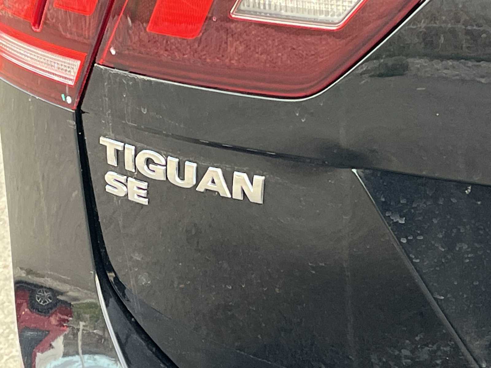 Thumbnail: 2021 Volkswagen Tiguan - 7